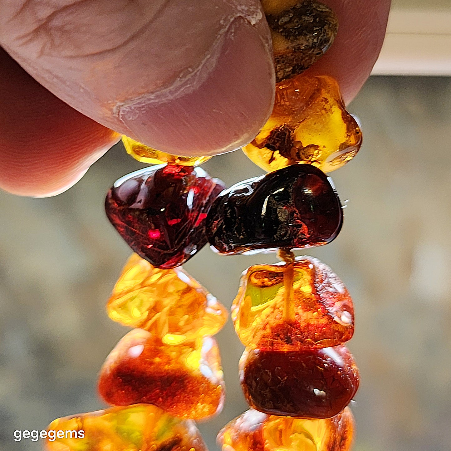 Gegegems Collection 39g premium Baltic wine red & golden yellow Amber and Butterscotch Amber freeform progressive size necklace 精品天然波罗的海酒紅金黄琥珀蜜蜡塔链項链