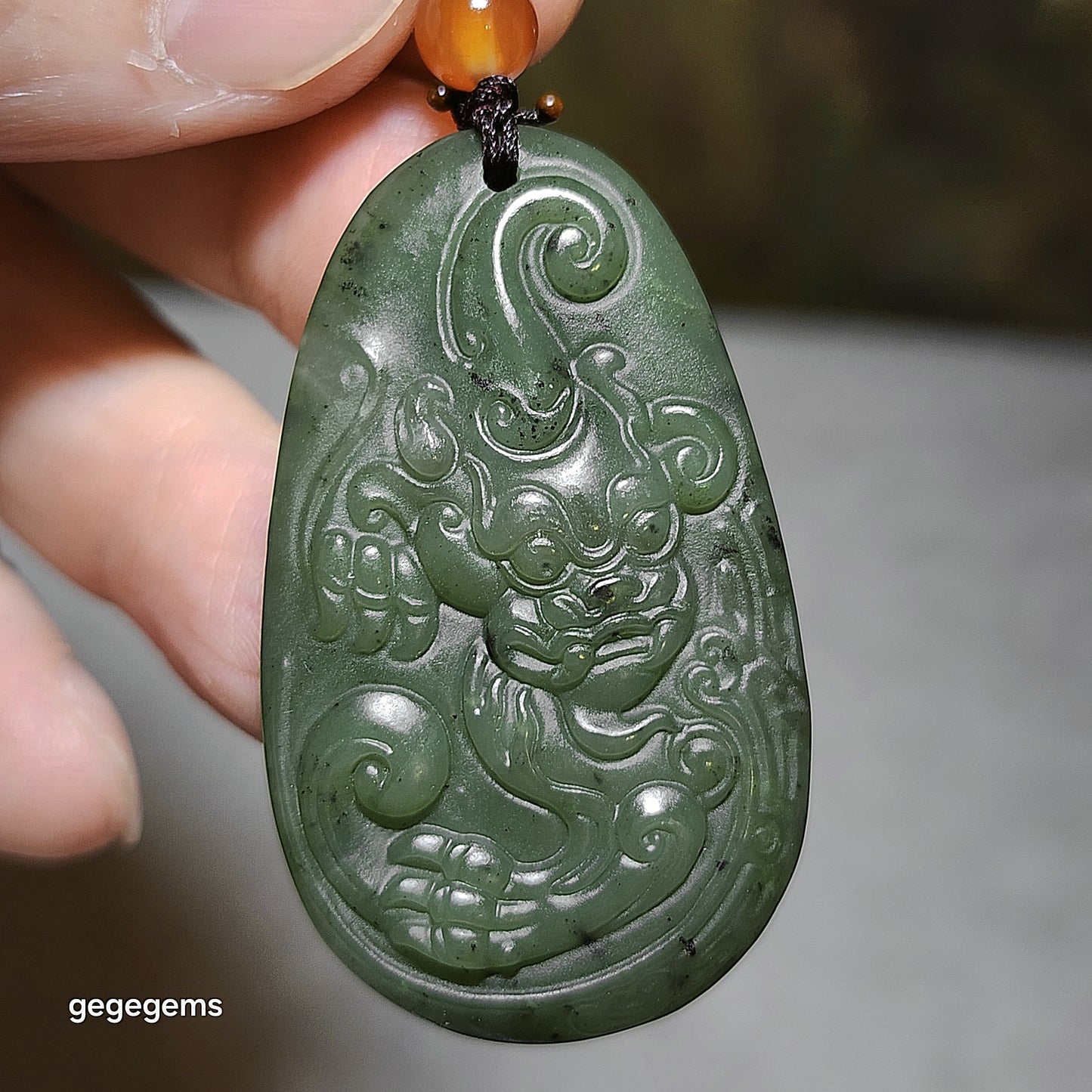 Premium Nephrite Biyu Pi Xiu Ancient Totem Jade pendant (with certificate) 和田玉碧玉貔貅古兽护主吊坠(带证书)