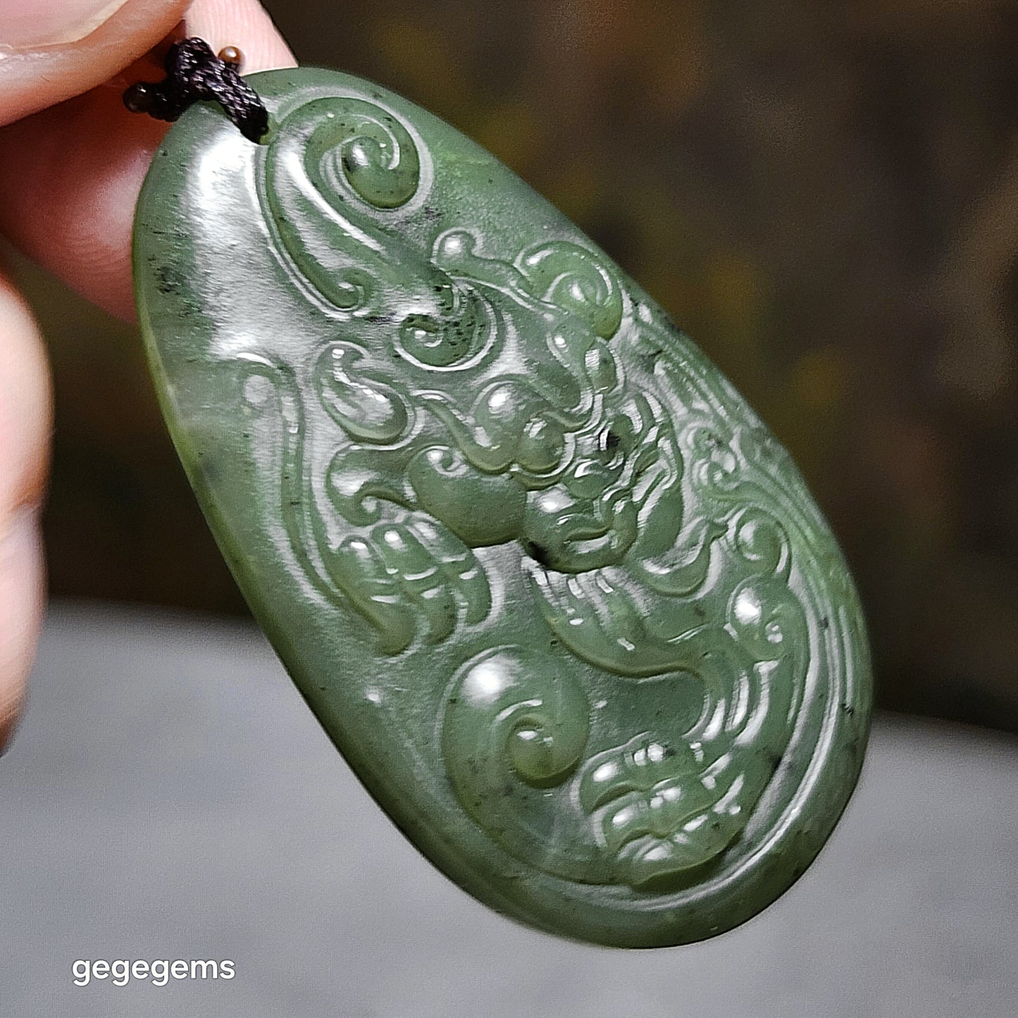 Premium Nephrite Biyu Pi Xiu Ancient Totem Jade pendant (with certificate) 和田玉碧玉貔貅古兽护主吊坠(带证书)