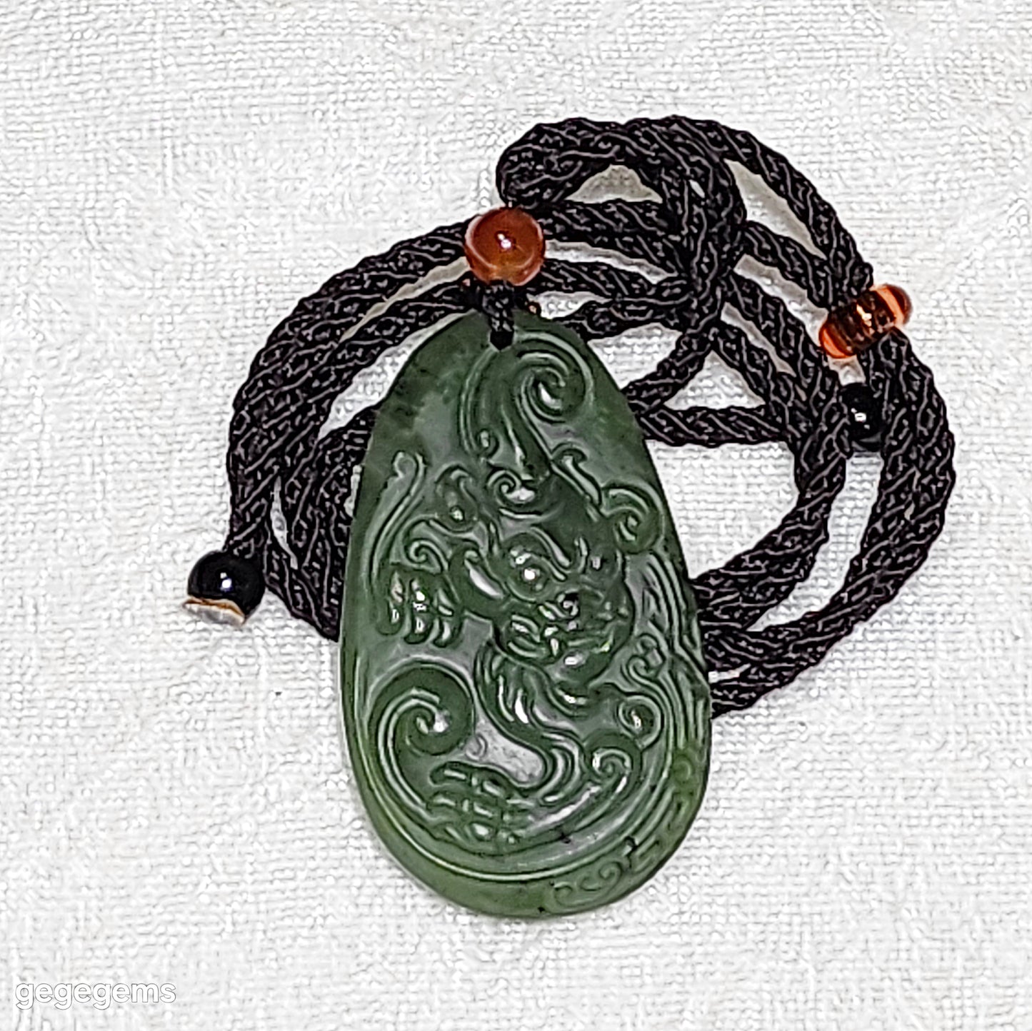 Premium Nephrite Biyu Pi Xiu Ancient Totem Jade pendant (with certificate) 和田玉碧玉貔貅古兽护主吊坠(带证书)