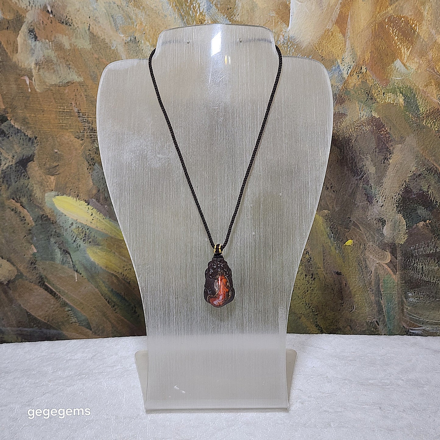 29.8mm Baoshan Nan Hong Adong Zhai with "skin" carved 3 dimensional Pi Xiu pendant 保山南红阿东寨带皮立体貔貅吊坠 #2