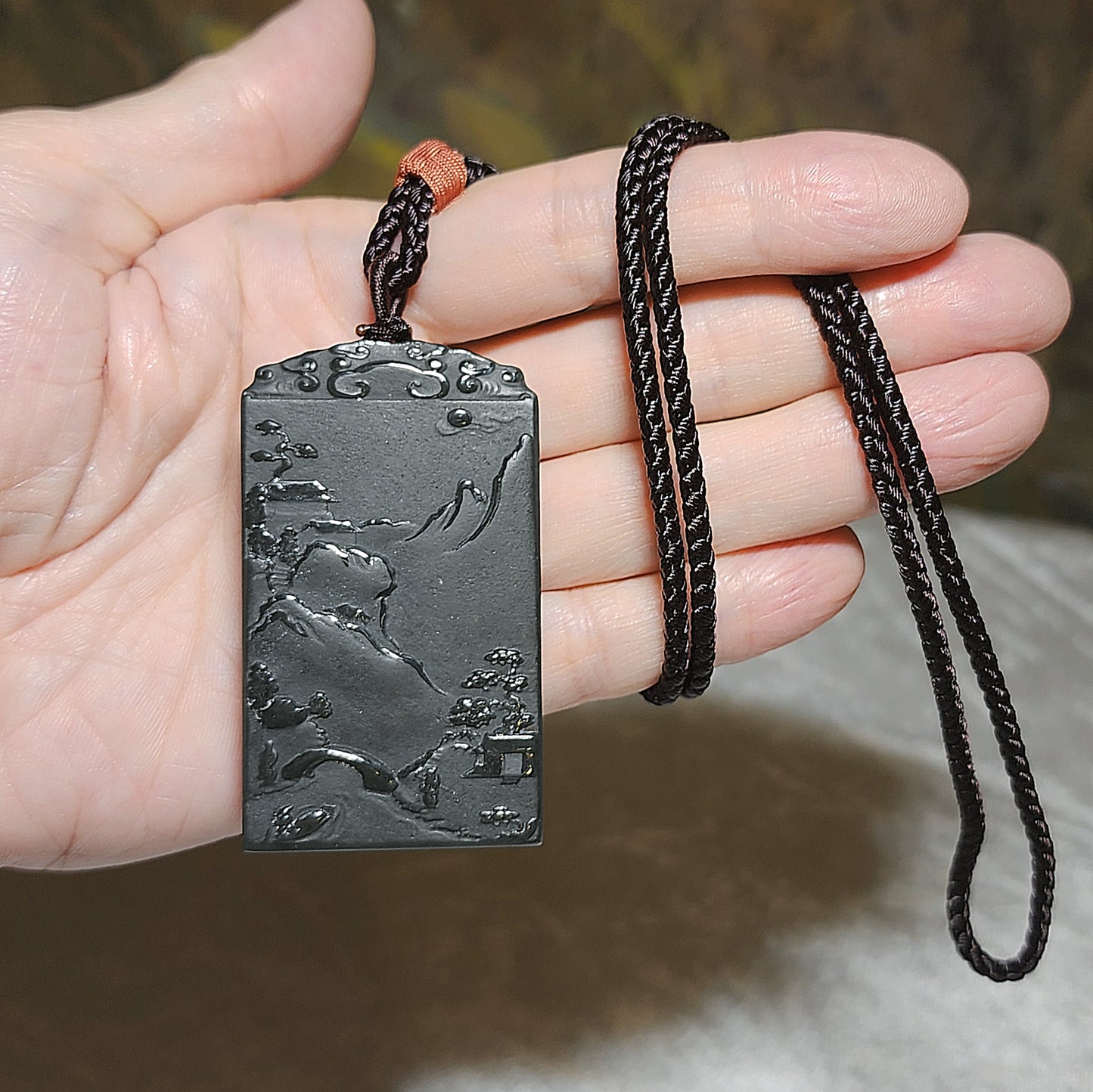 Premium Nephrite deep green Landscape 2 sides carvings pendant (with certificate) 精品和田玉塔青深绿双面雕刻山水吊坠(带证书)
