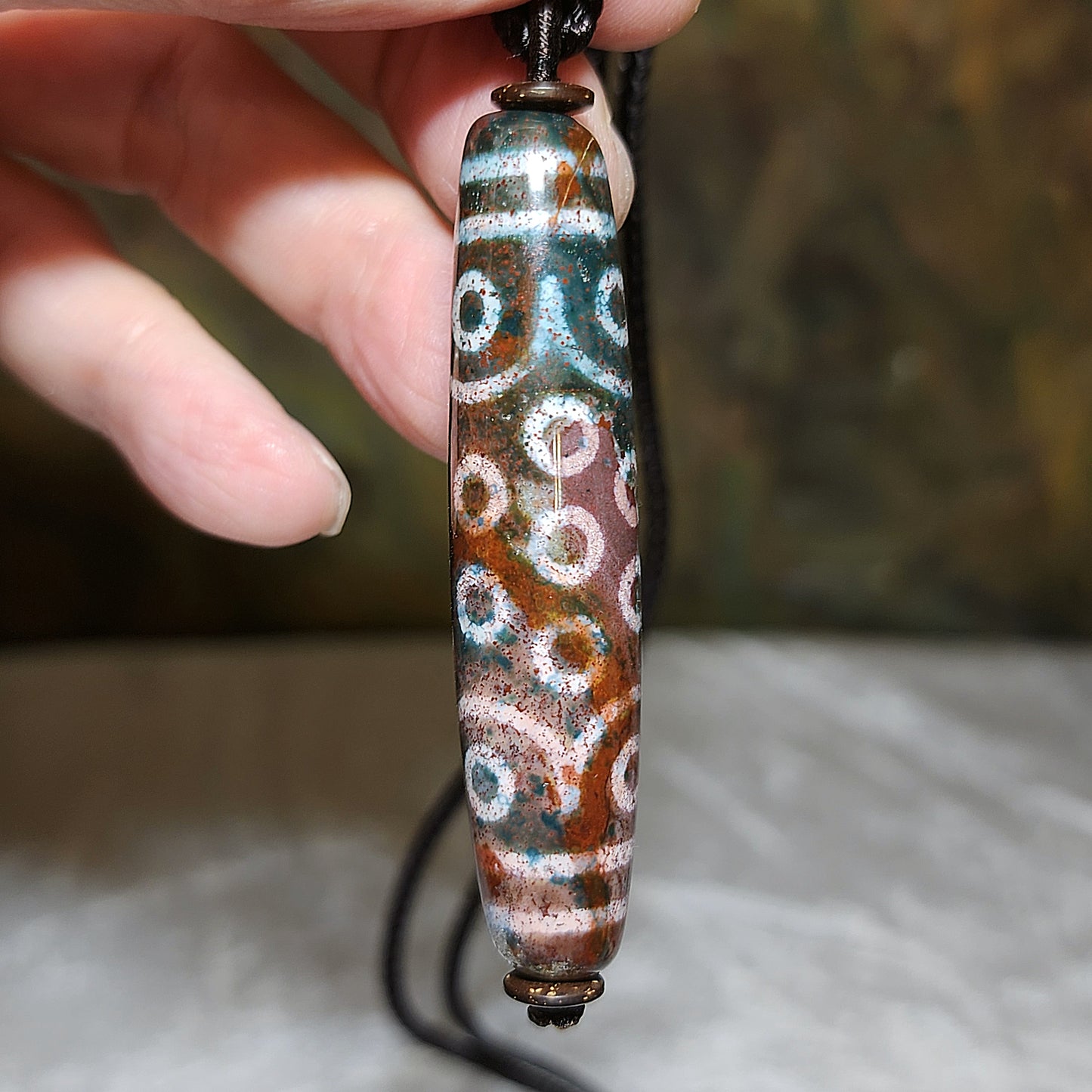 65.8mm Aged Tibetan Xang Xung (Zhang Zhung) 21 Eyes Dzi with lots of small red spots pendant 西藏老矿象雄满细朱砂二十一眼天珠(带证书)