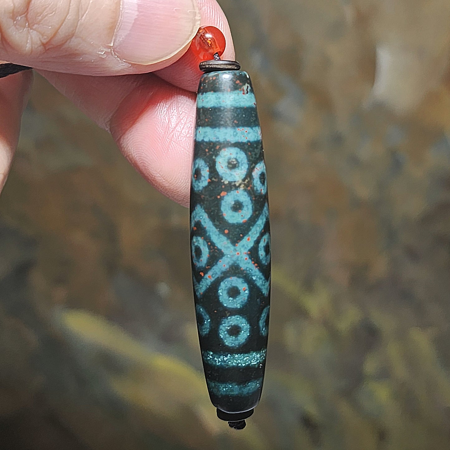 58.5mm Tibetan Xang Xung (Zhang Zhung) special totem Vajra 21 Eyes blue hue with red spots Dzi pendant (with certificate) 西藏老矿象雄蓝沁满朱砂特殊图腾金刚二十一眼天珠(带证书)