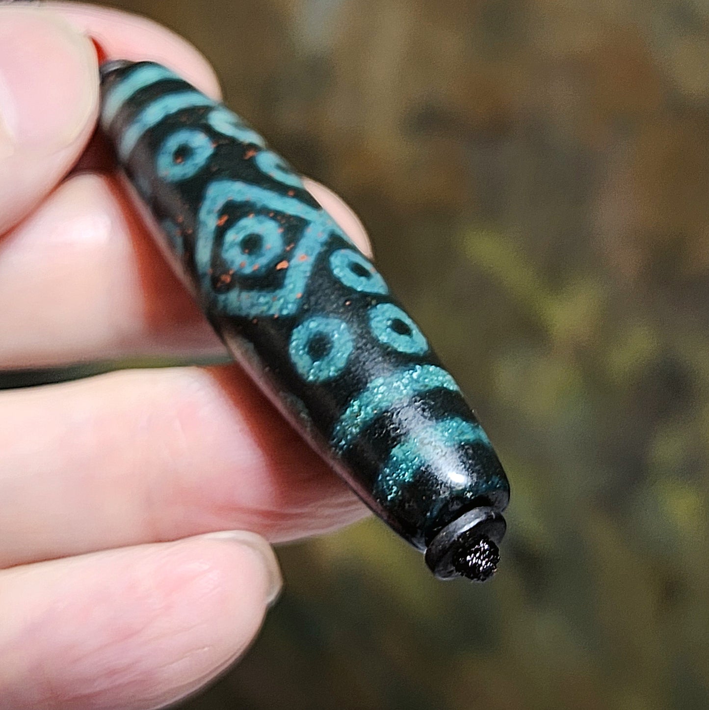 58.5mm Tibetan Xang Xung (Zhang Zhung) special totem Vajra 21 Eyes blue hue with red spots Dzi pendant (with certificate) 西藏老矿象雄蓝沁满朱砂特殊图腾金刚二十一眼天珠(带证书)