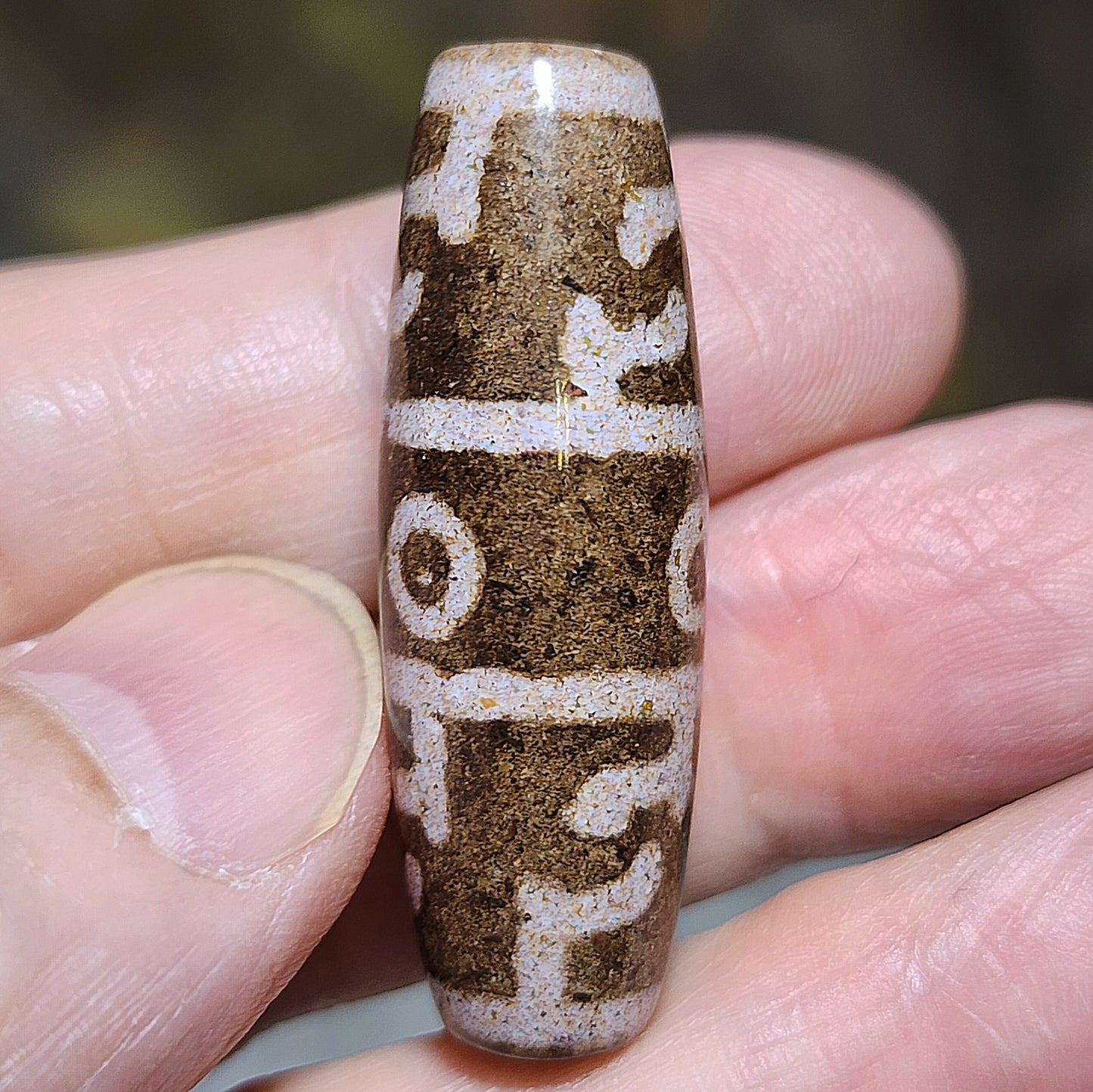38.3mm aged Tibetan Xang Xung (Zhang Zhung) 3 Eyes Dharma Vajra Dzi with red spots pendant (with certificate, free necklace cord) 西藏老矿象雄满朱砂三眼莲师法器天珠(带证书送项链绳)