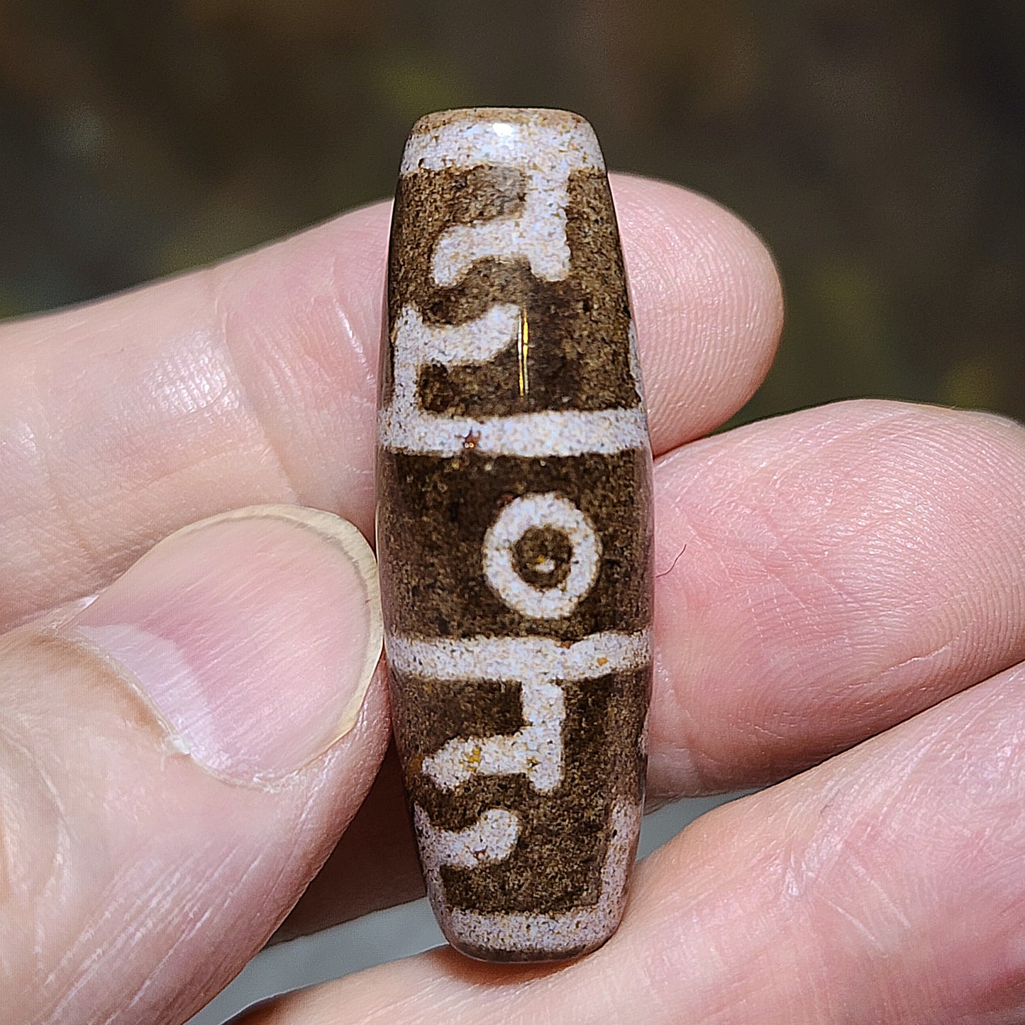 38.3mm aged Tibetan Xang Xung (Zhang Zhung) 3 Eyes Dharma Vajra Dzi with red spots pendant (with certificate, free necklace cord) 西藏老矿象雄满朱砂三眼莲师法器天珠(带证书送项链绳)