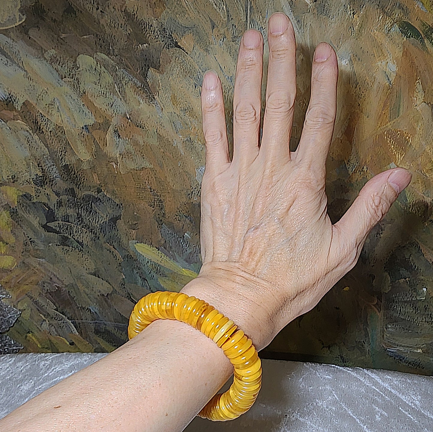 14mm+ Natural Butterscotch Amber donut shape beads bracelet 大尺寸天然蜜蜡平安扣手链