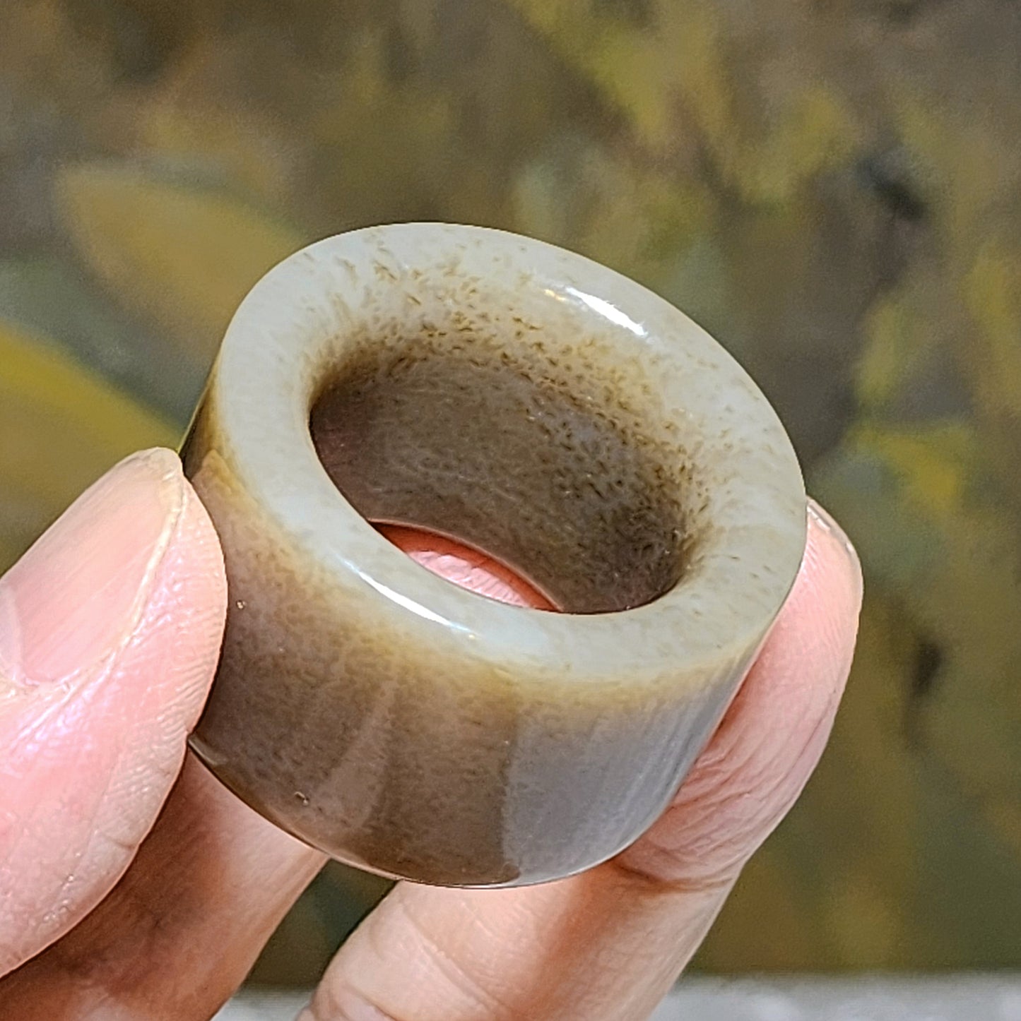 21.8mm Premium Nephrite caramel brown thumb ring (with certificate) 精品和田玉且末糖扳指(带证书)