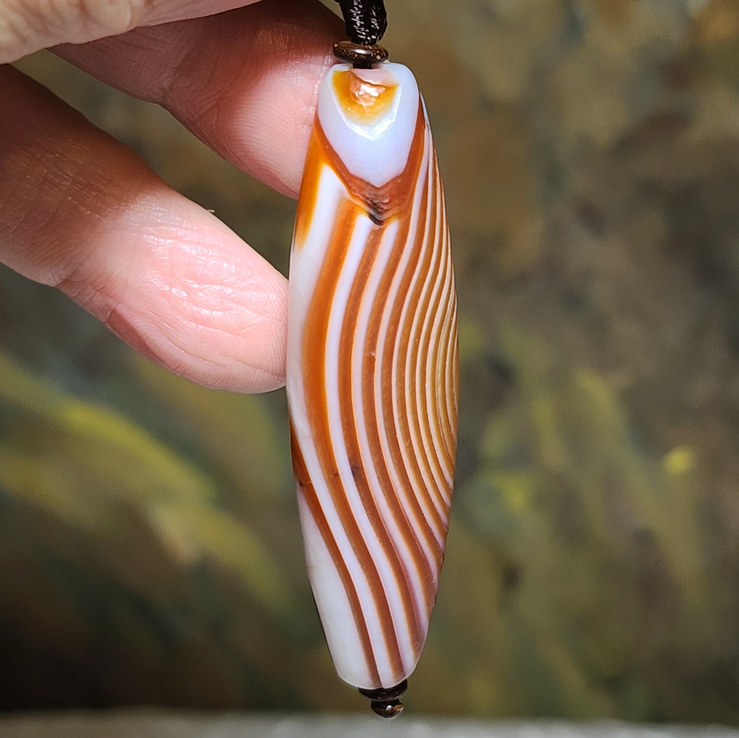 6.3cm Premium Tibetan Sardonyx Natural Eyes 3 Eyes "Number 8" Dzi pendant 藏传天然缠丝玛瑙红纹天眼三眼"8字" 天珠吊坠