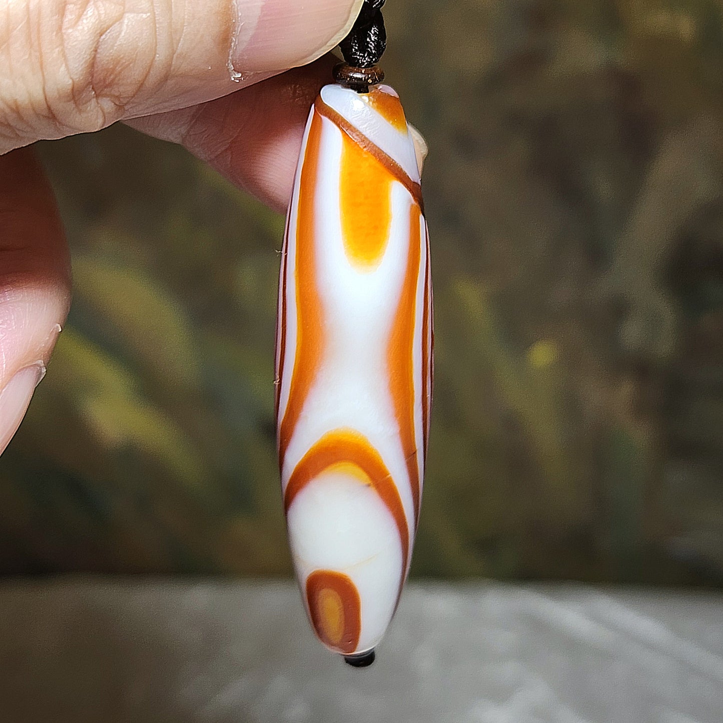6.3cm Premium Tibetan Sardonyx Natural Eyes 3 Eyes "Number 8" Dzi pendant 藏传天然缠丝玛瑙红纹天眼三眼"8字" 天珠吊坠