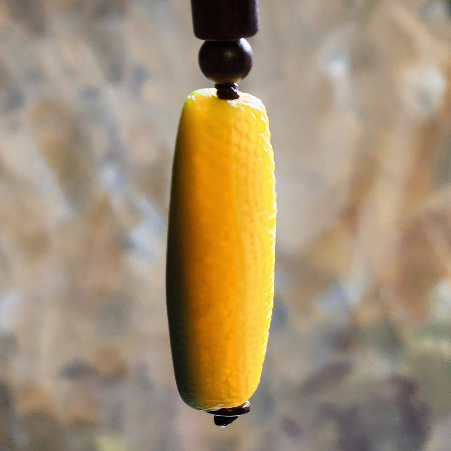 39.5mm Premium Gobi Desert natural raw "Tendons" Agate "Abundant Wealth" (natural colors resemble to Sweet Corn) 3 Eyes Dzi pendant 戈壁沙漠筋脉石天然原石"金玉滿堂"三眼天珠吊坠