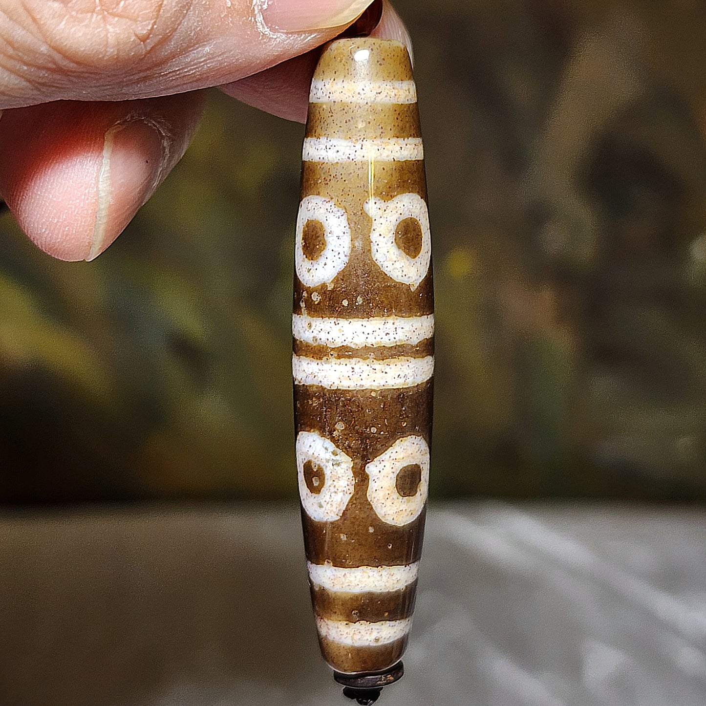 57.3mm Premium Tibetan Xang Xung (Zhang Zhung) 8 Eyes Dzi with lots of fine red spots pendant (with certificate) 精品藏传老料象雄满细朱砂八眼天珠吊坠(带证书)