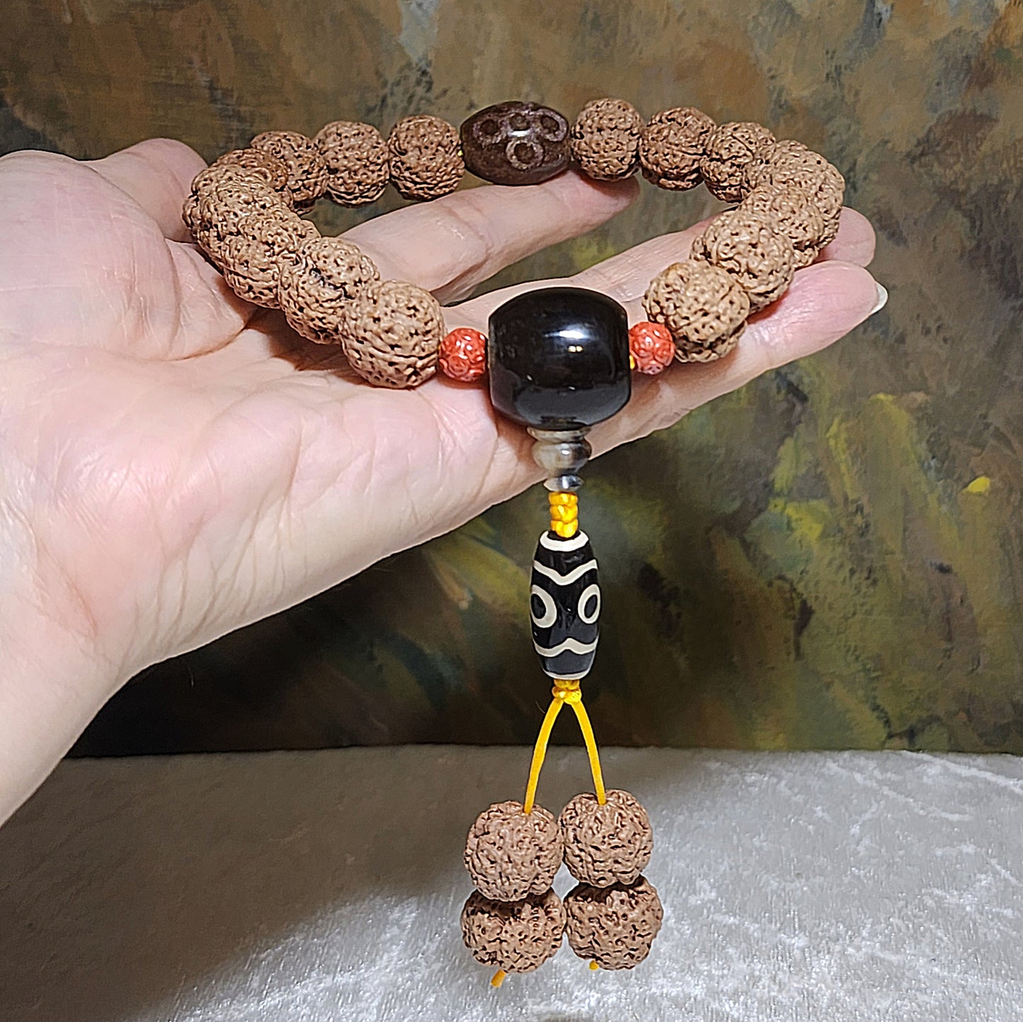 Gegegems rare XS Nepal large species Rudraksha "Panlong high back" Double Dragons 4 Mukhi with Tibetan Xang Xung red spots Lightning 5 Eyes Dzi Cinnabar carved coins 3 Eyes Dzi 18 beads mala handheld 罕见小尺寸尼泊尔四瓣大金刚菩提双龙高脊盘龙配象雄满朱砂闪电五眼达洛天珠帝皇砂古钱珠三眼天珠藏式三通十八子手持