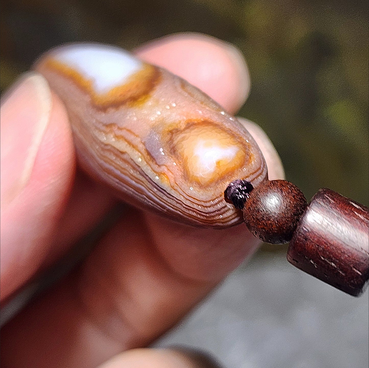 Gegegems Collection Tibetan Sardonyx Dzi pendant natural eye 4 Eyes natural pattern Taiwan map shape 收藏品藏传缠丝玛瑙天珠天眼四眼天然台湾图形