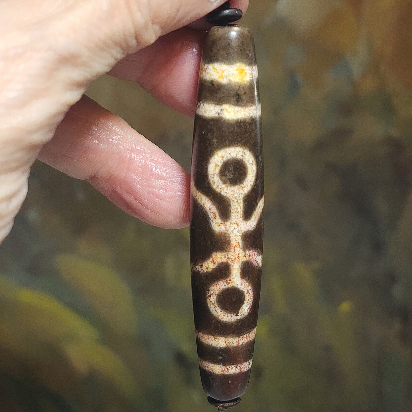 Rare 8cm Aged Tibetan Xang Xung special totem One Eye Two Benefactor Saviors Dzi pendant with red spots (with certificate) 藏传老矿满朱砂特殊图腾一眼双贵人天珠(带证书)