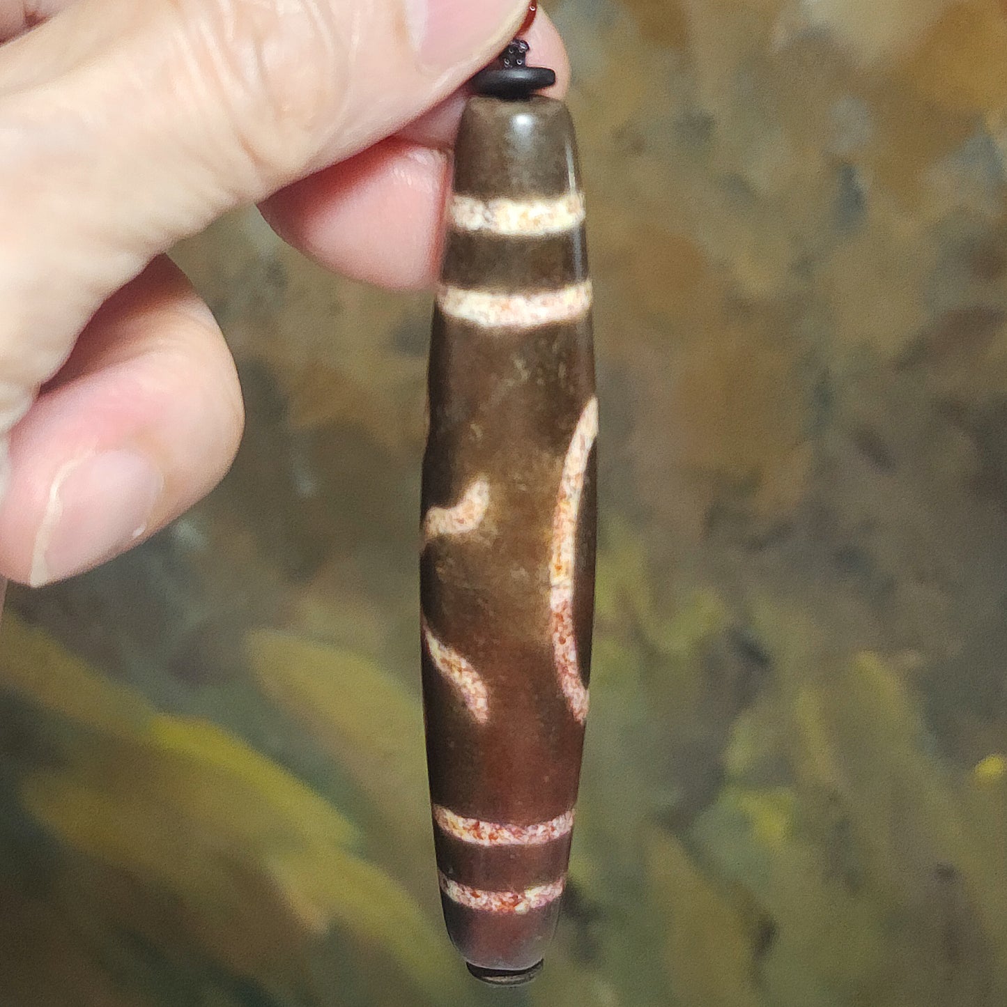 Rare 8cm Aged Tibetan Xang Xung special totem One Eye Two Benefactor Saviors Dzi pendant with red spots (with certificate) 藏传老矿满朱砂特殊图腾一眼双贵人天珠(带证书)