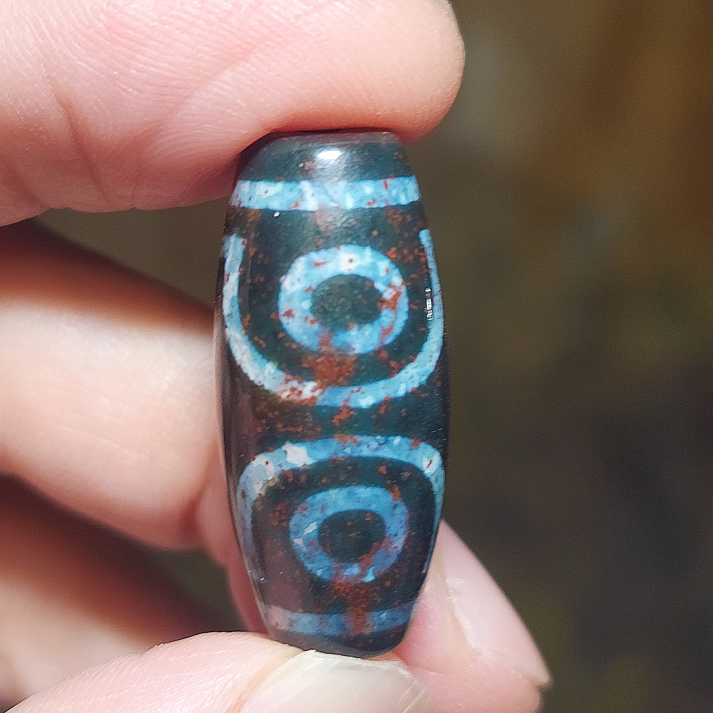 29.6mm Aged Tibetan Zhang Zhung 7 Eyes Dzi pendant with red spots (with certificate) 小尺寸藏传老矿象雄满朱砂七眼天珠(带证书)