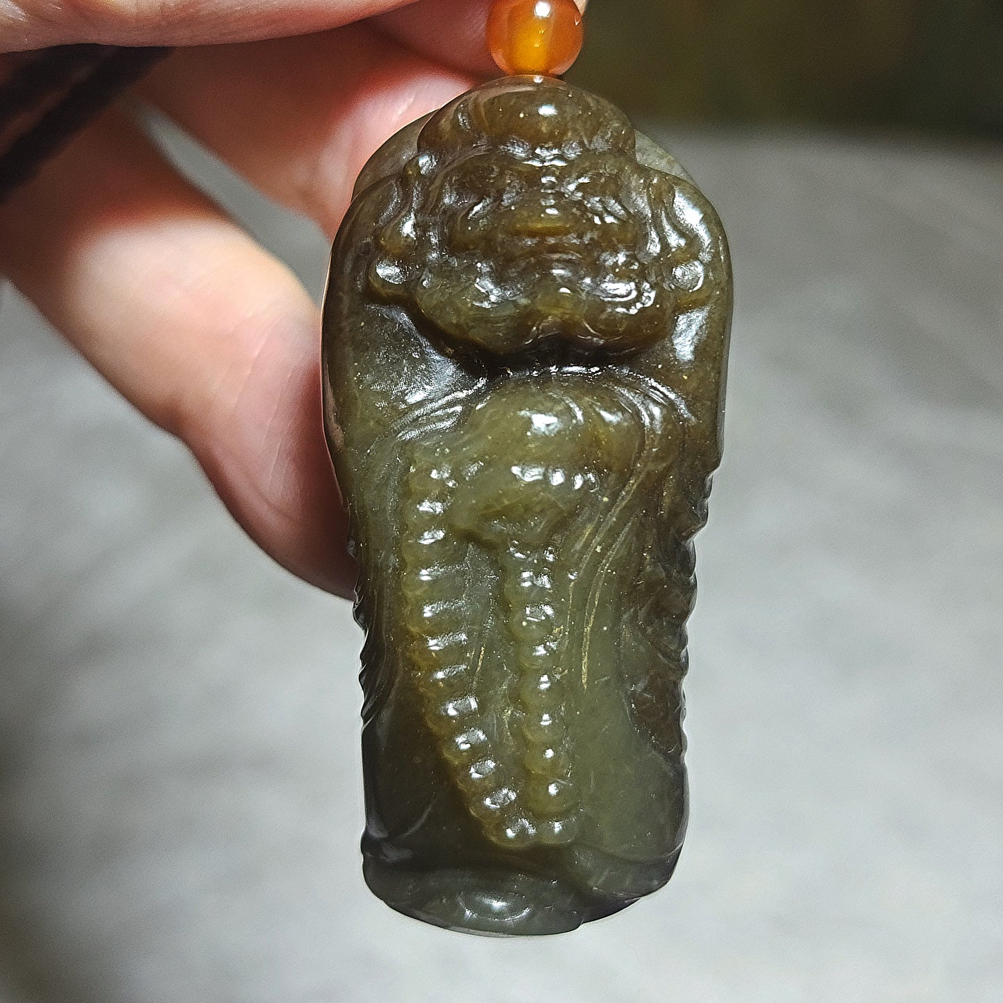 Premium Nephrite 3 dimensional Da Mo (Bodhidharma) Jade pendant (with certificate) 优质且末糖青白立体达摩吊坠(带证书)