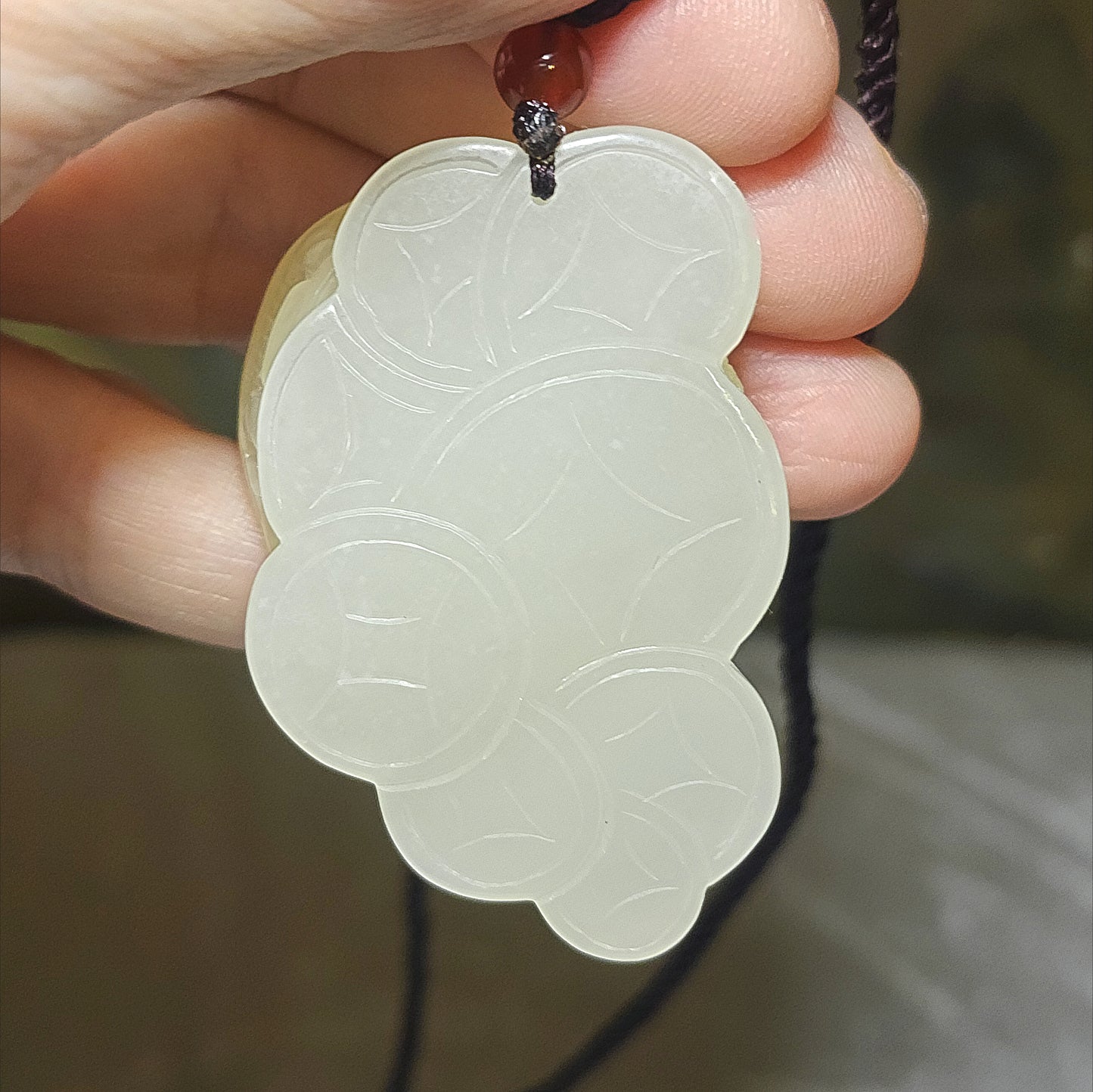 Premium Nephrite 3 Legged Toad on Copper Coins Jade pendant (with certificate) 优质和田玉淡青白暖白三脚蟾蜍铜钱吊坠(带证书)
