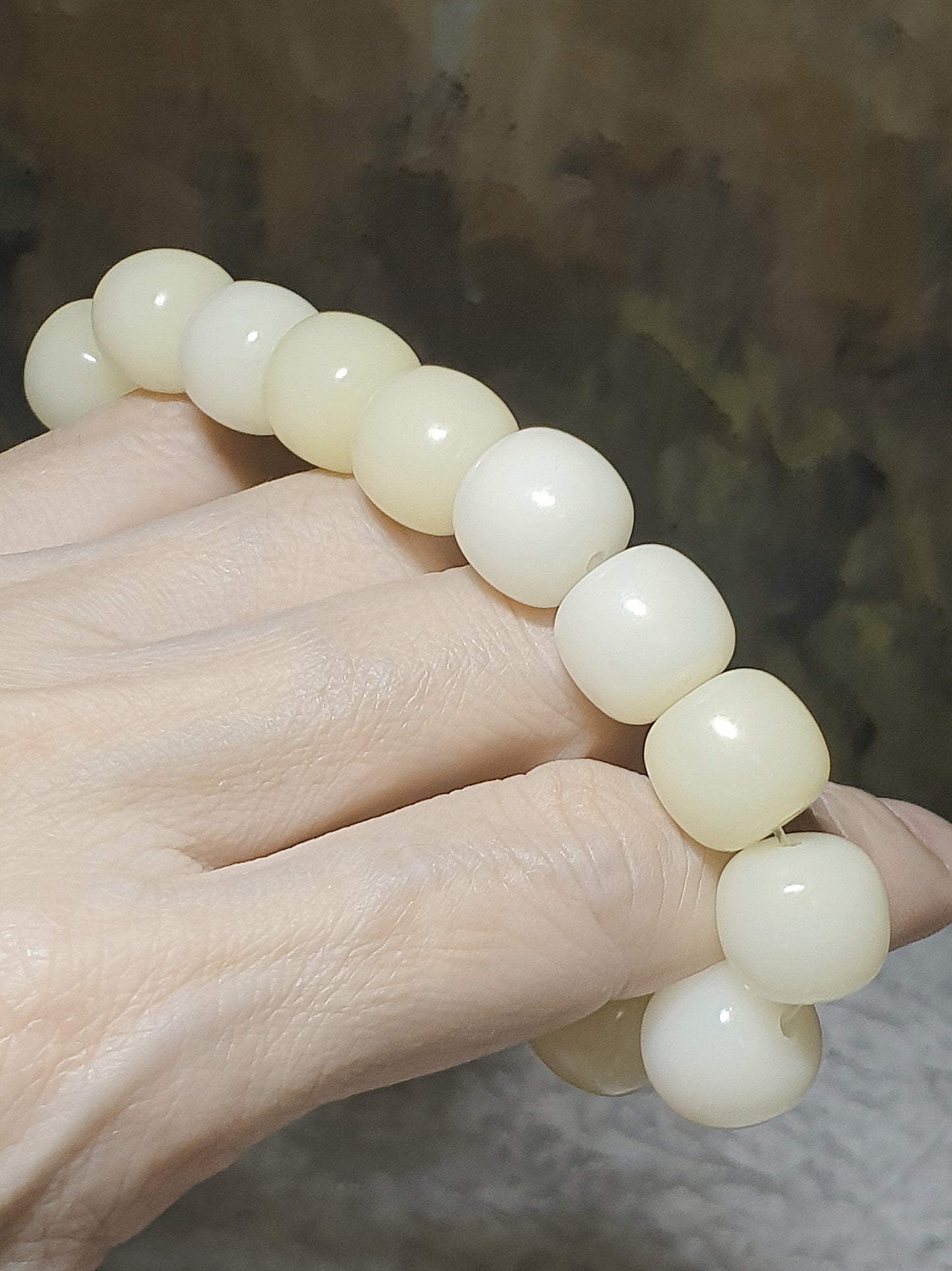 13.3mm "Bodhi Root (seeds of Corypha umbraculifea)" traditional old style cut beads bracelet 13.3毫米菩提根老型珠手串