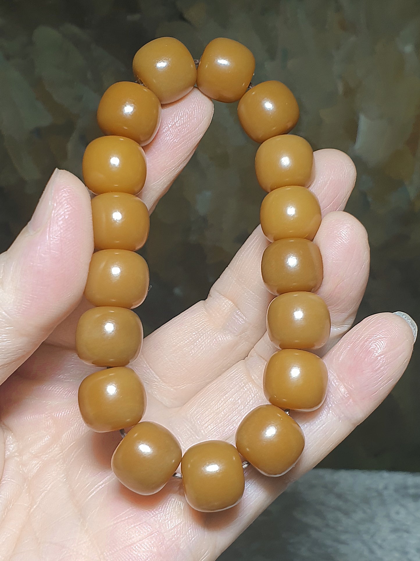 13.3mm "Bodhi Root (seeds of Corypha umbraculifea)" aged naturally turned brownish traditional old style cut beads bracelet 13.3毫米风化菩提根老型珠手串