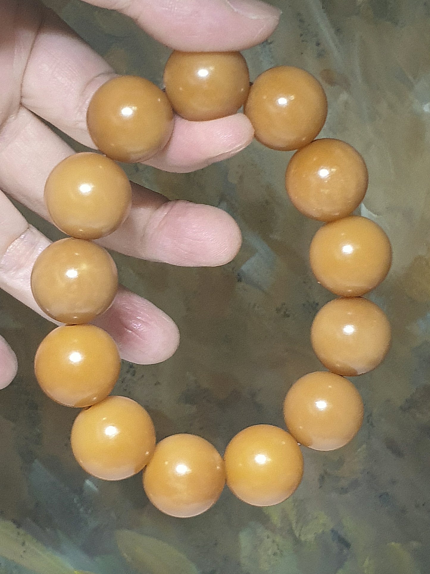 18.6mm "Bodhi Root (seeds of Corypha umbraculifea)" aged naturally turned brownish bracelet 18.6毫米风化菩提根手链