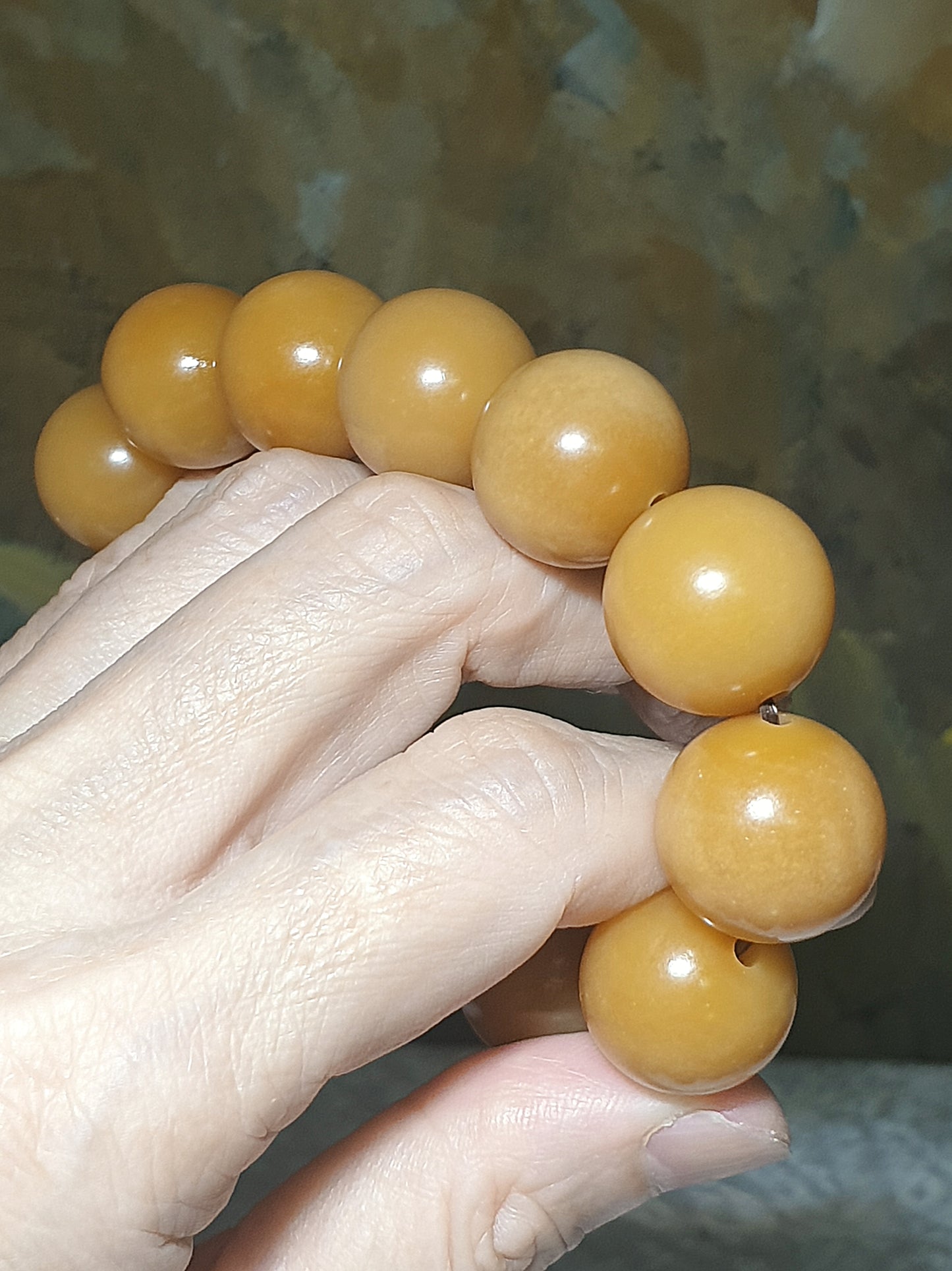 18.6mm "Bodhi Root (seeds of Corypha umbraculifea)" aged naturally turned brownish bracelet 18.6毫米风化菩提根手链