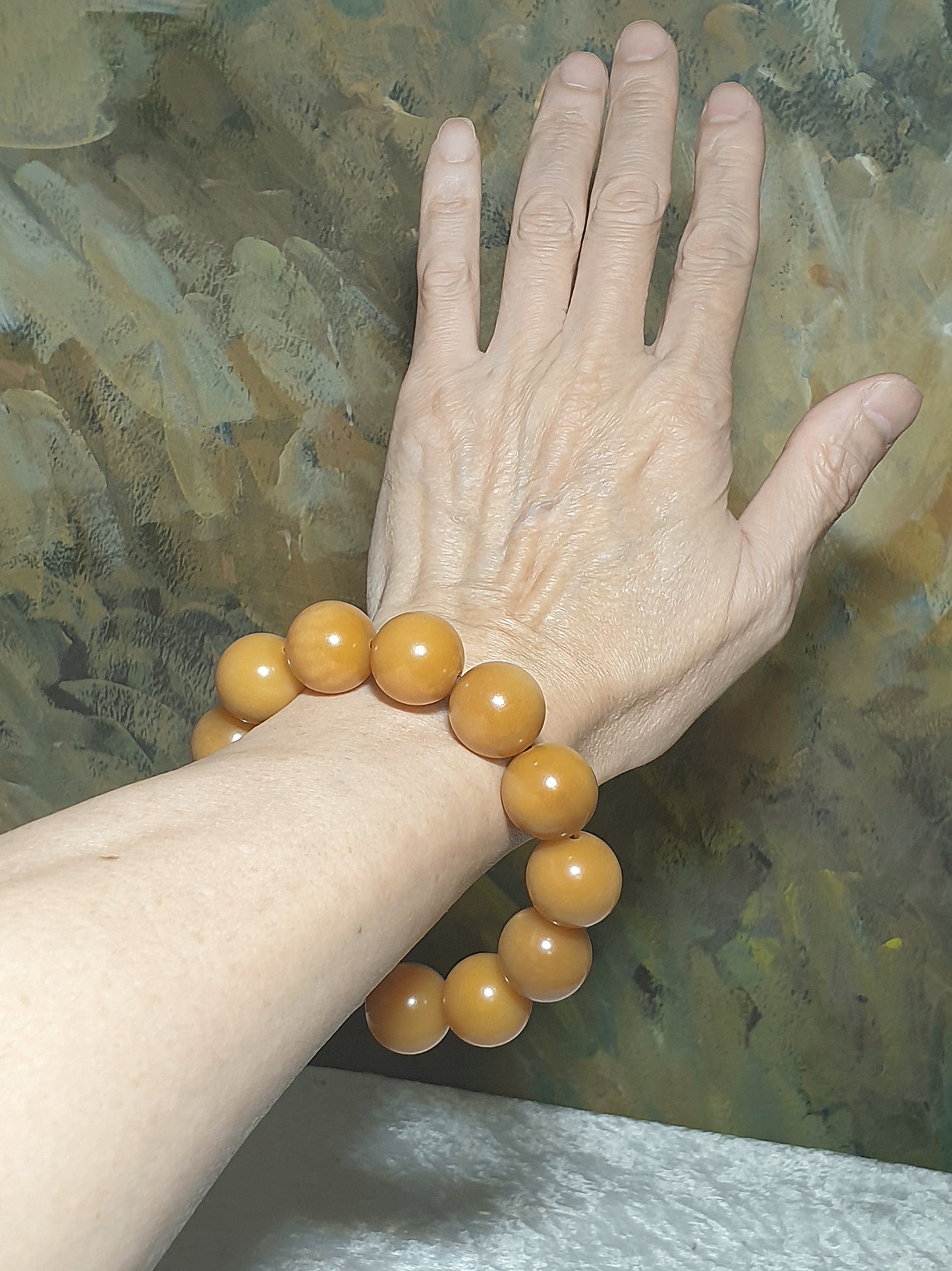 18.6mm "Bodhi Root (seeds of Corypha umbraculifea)" aged naturally turned brownish bracelet 18.6毫米风化菩提根手链