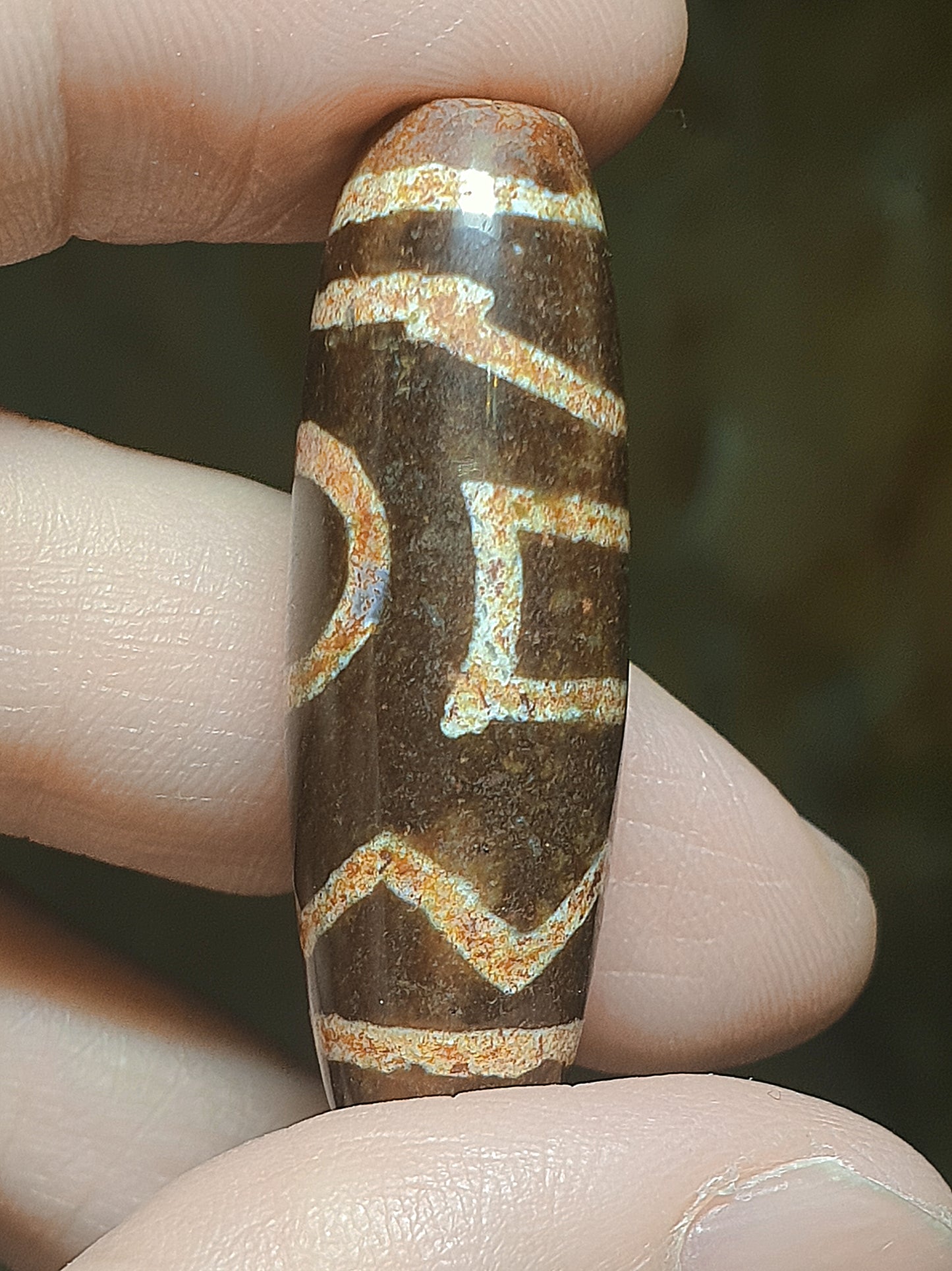 38.6mm Aged Tibetan Xang Xung (Zhang Zhung) "Xi Zeng Haui Xhu" Dzi with lots of very fine red spots pendant (with certificate, necklace string) 38.6毫米西藏老矿象雄满细朱砂息增怀诛天珠吊坠(带证书 送项链绳)