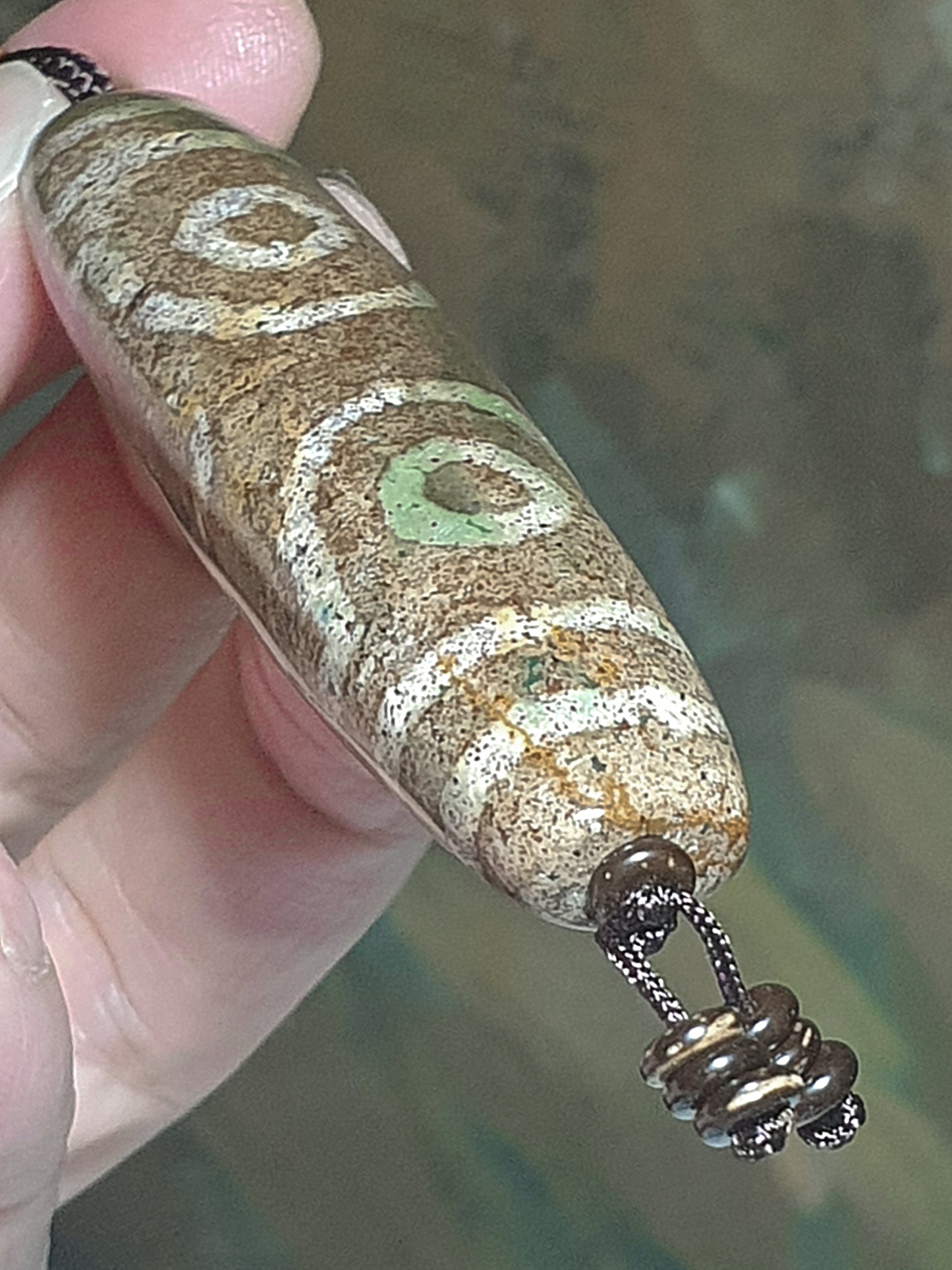 Rare flat 70.4mm aged Tibetan Xang Xung (Zhang Zhung) 6-Eye Dzi with red spots (with certificate) 罕见70.4毫米西藏老矿象雄满朱砂扁平六六大顺六眼天珠(带证书)