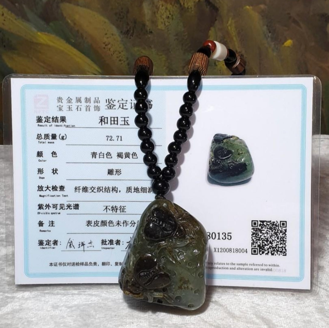 Hetian Pebble Nephrite light green with brown "Jade Skin" Bees, Bee Hive & Coin handheld/large pendant (with certificate) 和田玉籽玉褐沁皮天道酬勤(前 - 蜜蜂蜂巢, 后 - 古铜钱)手把件/大吊坠(带证书)