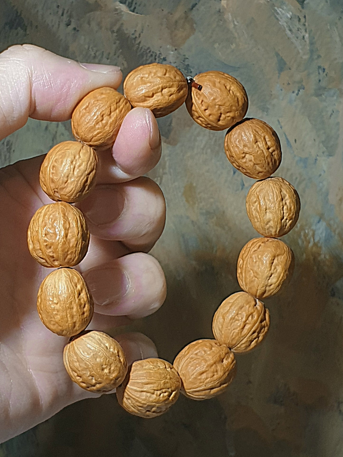 Rare small size 17mm Beijing Mentougou pinkish 8-ridge Walnuts bracelet/hand-held 罕见小尺寸17毫米北京门头沟粉红皮秋子八棱手链/手持