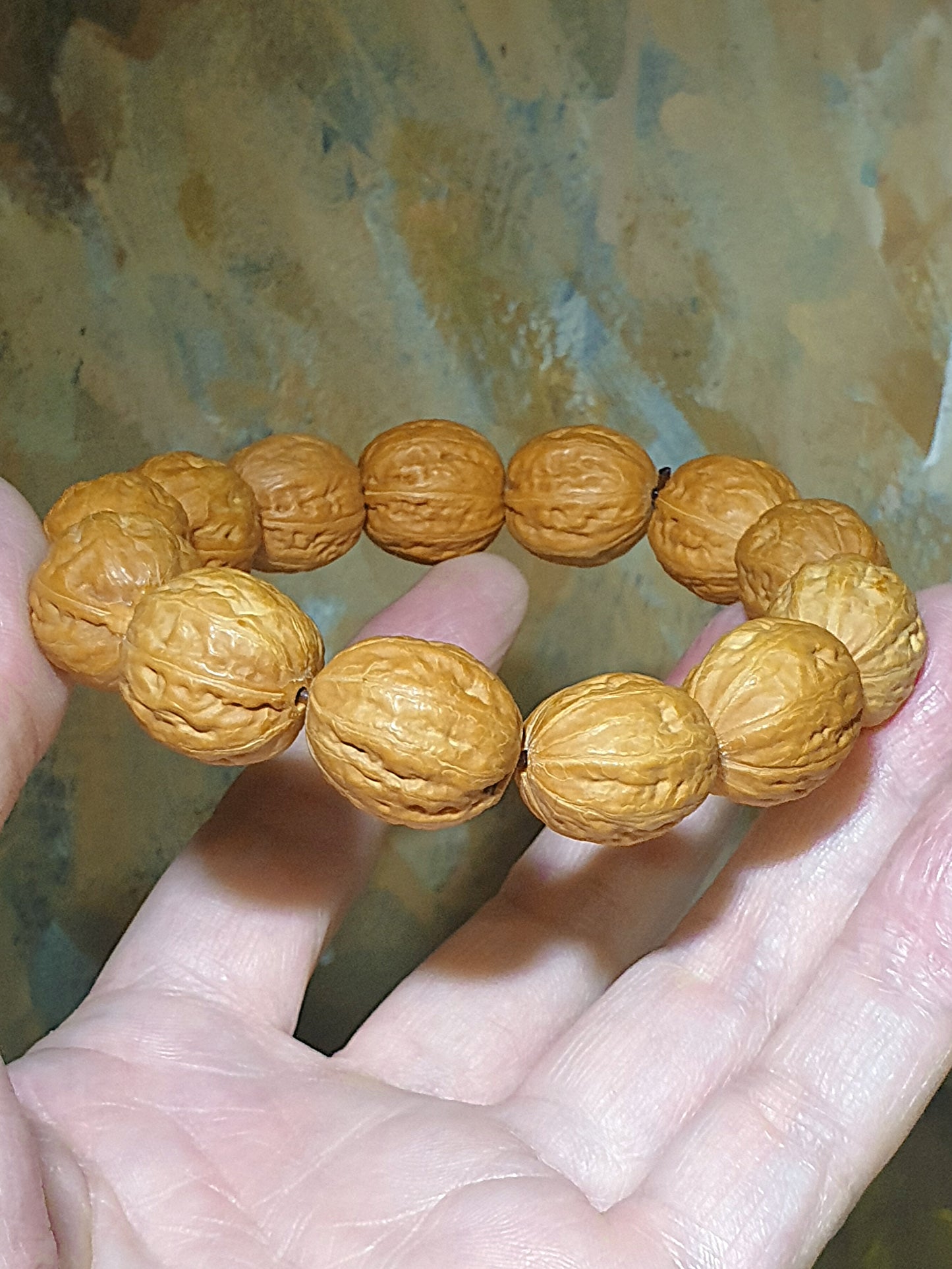 Rare small size 17mm Beijing Mentougou pinkish 8-ridge Walnuts bracelet/hand-held 罕见小尺寸17毫米北京门头沟粉红皮秋子八棱手链/手持