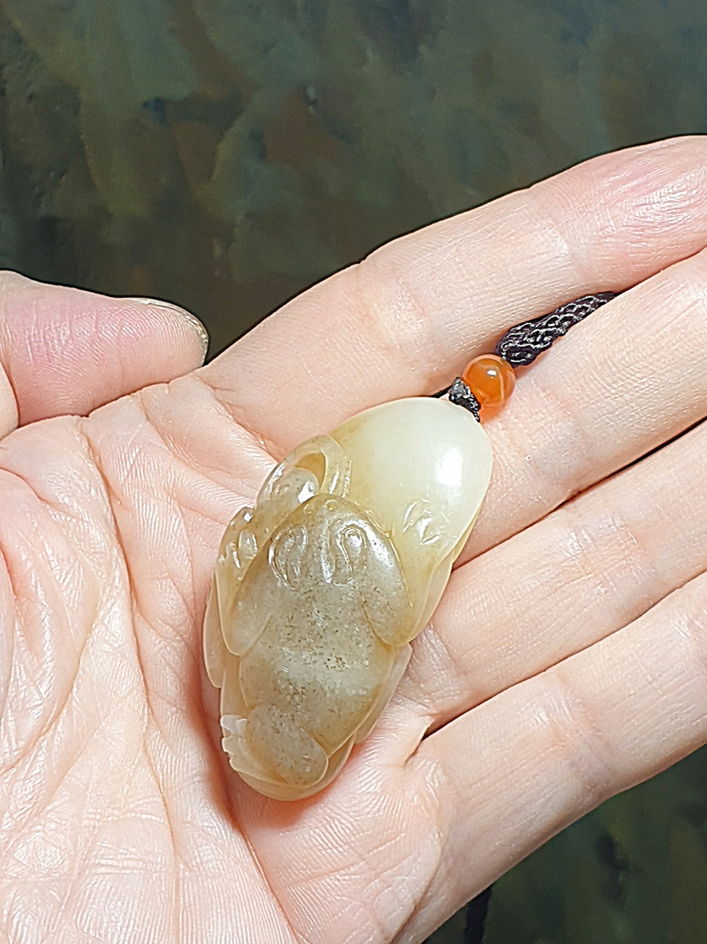 Premium Nephrite caramel brownish and warm whitish carved 3-Leg Toad (front), small Ruyi (next to the Toad) and a big Ruyi (back) Jade pendant (with certificate) 和田玉且末糖白三脚金蟾(前面)小如意(侧面)大如意(背面) 吊坠(带证书)