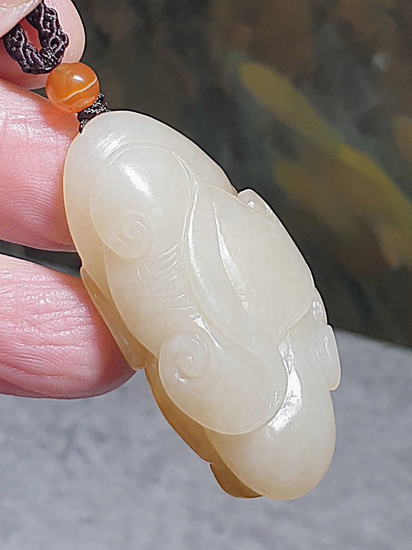 Premium Nephrite caramel brownish and warm whitish carved 3-Leg Toad (front), small Ruyi (next to the Toad) and a big Ruyi (back) Jade pendant (with certificate) 和田玉且末糖白三脚金蟾(前面)小如意(侧面)大如意(背面) 吊坠(带证书)