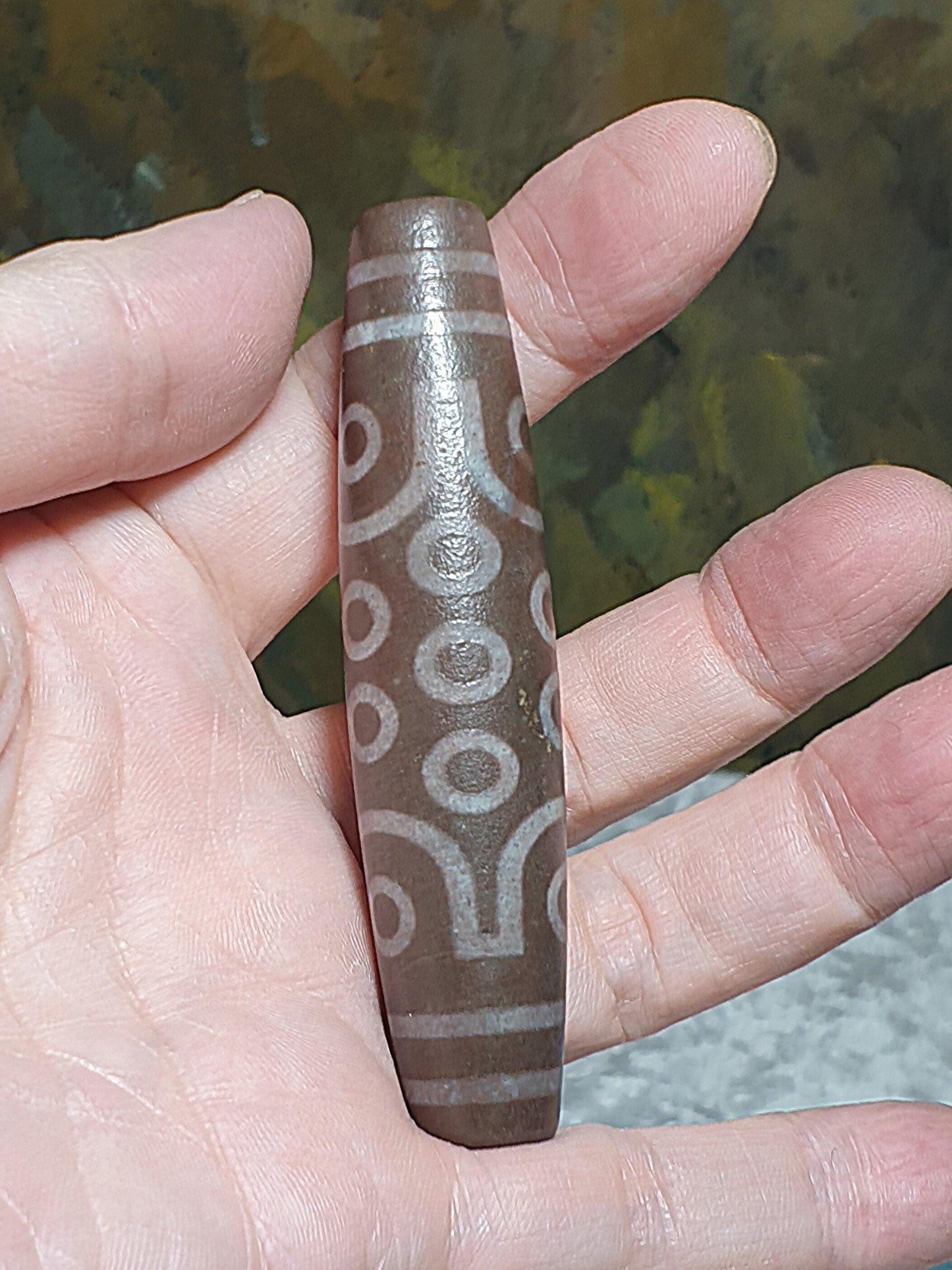 Rare 80mm extra large aged Tibetan Xang Xung (Zhang Zhung) 21 Eyes Purest Dzi with fine granular red spots (with certificate) 罕见大尺寸80毫米西藏老矿象雄满朱砂至纯二十一眼天珠(带证书)