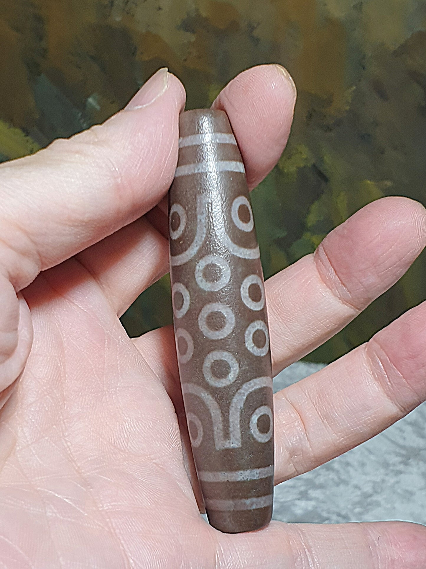 Rare 80mm extra large aged Tibetan Xang Xung (Zhang Zhung) 21 Eyes Purest Dzi with fine granular red spots (with certificate) 罕见大尺寸80毫米西藏老矿象雄满朱砂至纯二十一眼天珠(带证书)