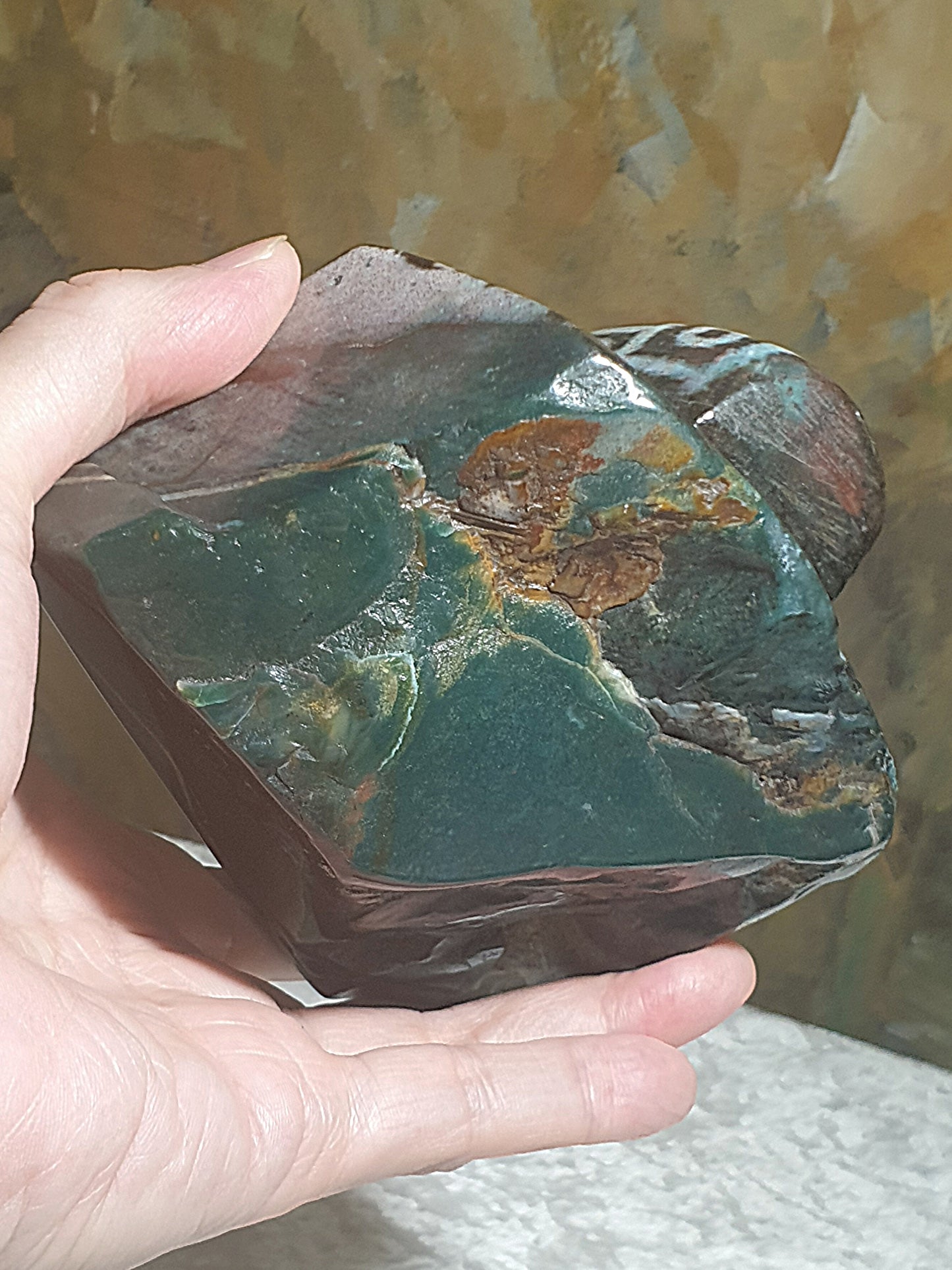 1,067 grams Large size aged Tibetan Xang Xung (Zhang Zhung) reddish brownish bluish greenish "Tortoise Shell" 9-Eye Dzi display/handheld piece with lots of red spots (with certificate) 1,067克大号西藏老矿象雄满朱砂天然褐红蓝绿龟背九眼天珠摆件/手把件(带证书)