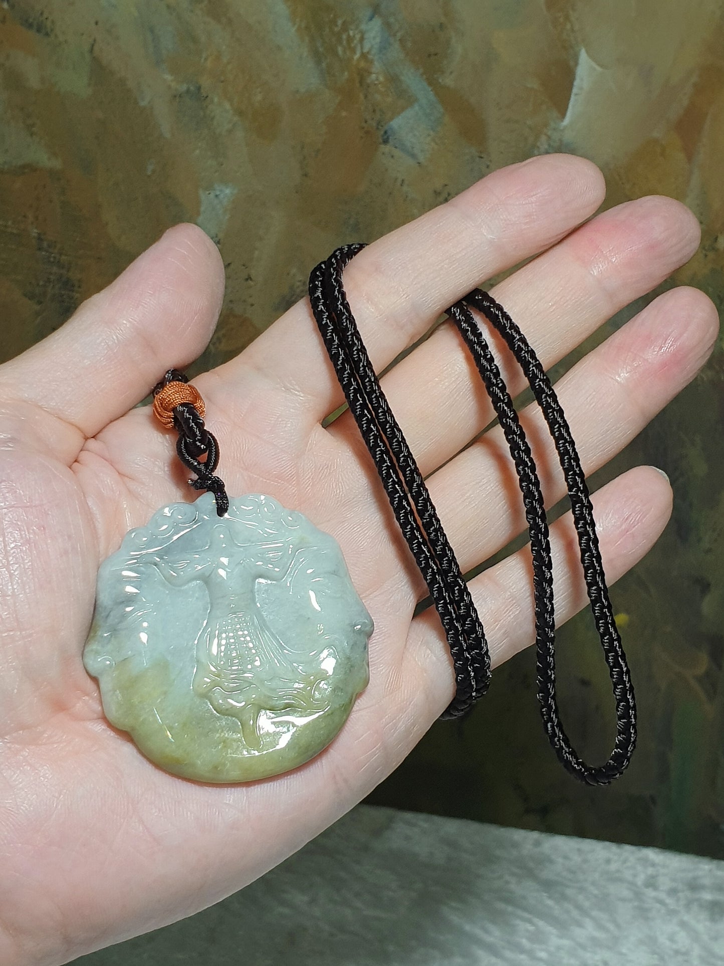Type A Jadeite light greenish light yellowish & "black fowl" "Monkey King is back" ("Great Victory") pendant 翡翠淡绿黄翡乌鸡大胜(圣)归来吊坠(带证书) 美猴王到处, 谁与争锋。