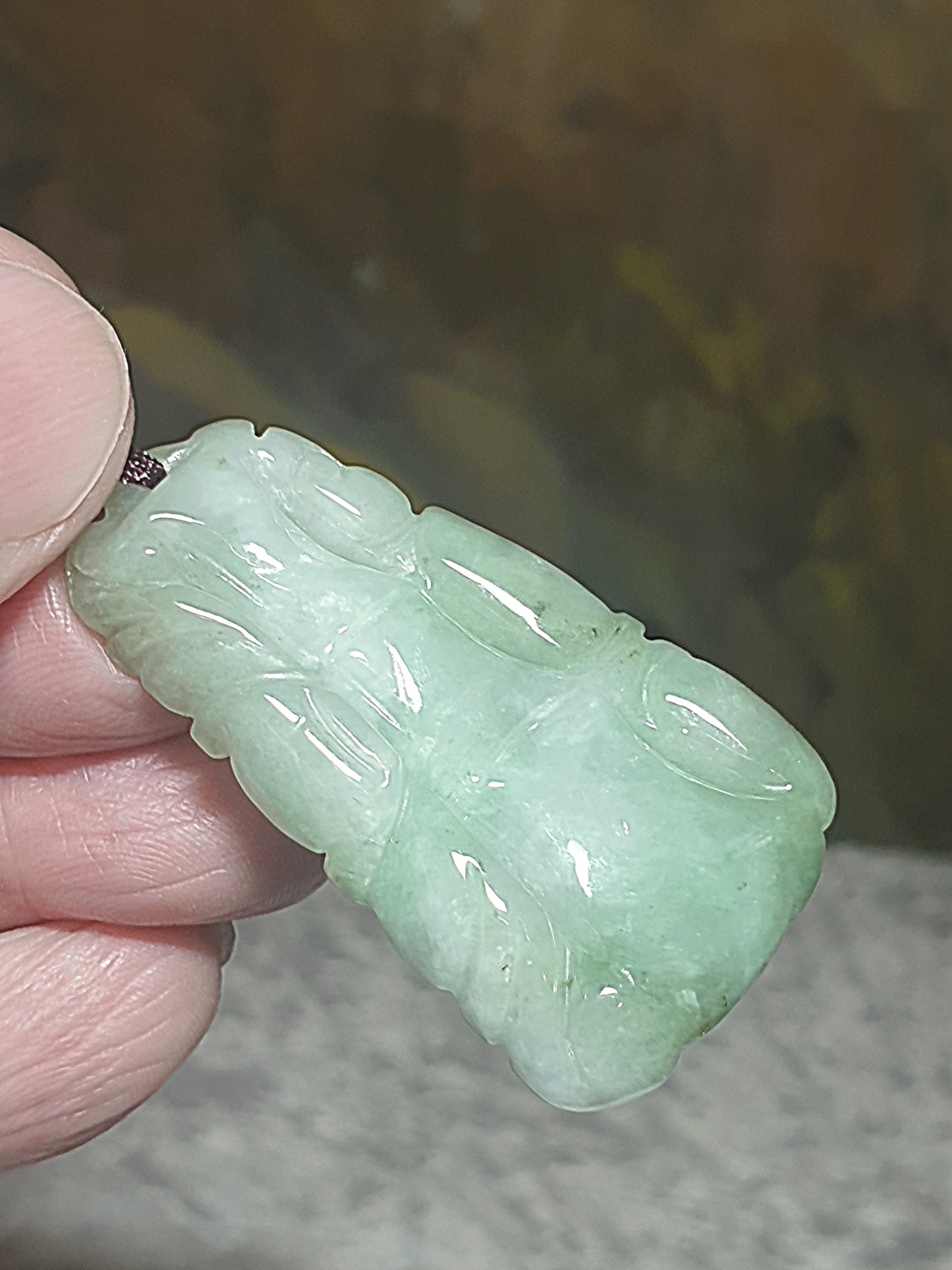 Type A Jadeite light green both sides carvings Bamboo Jade pendant (with certificate) 翡翠淡绿双面雕刻竹吊坠(带证书) 竹报平安 节节高升