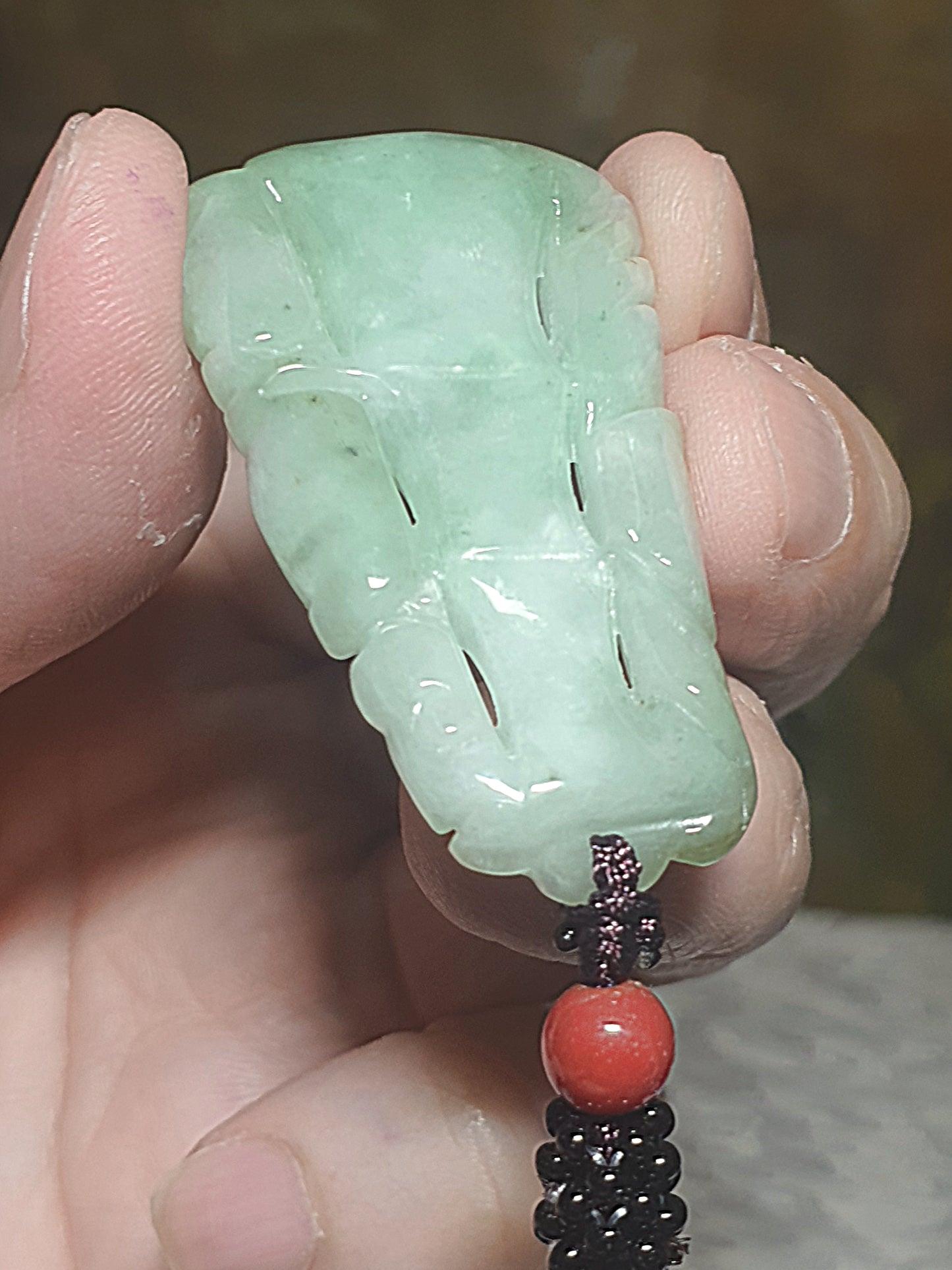 Type A Jadeite light green both sides carvings Bamboo Jade pendant (with certificate) 翡翠淡绿双面雕刻竹吊坠(带证书) 竹报平安 节节高升