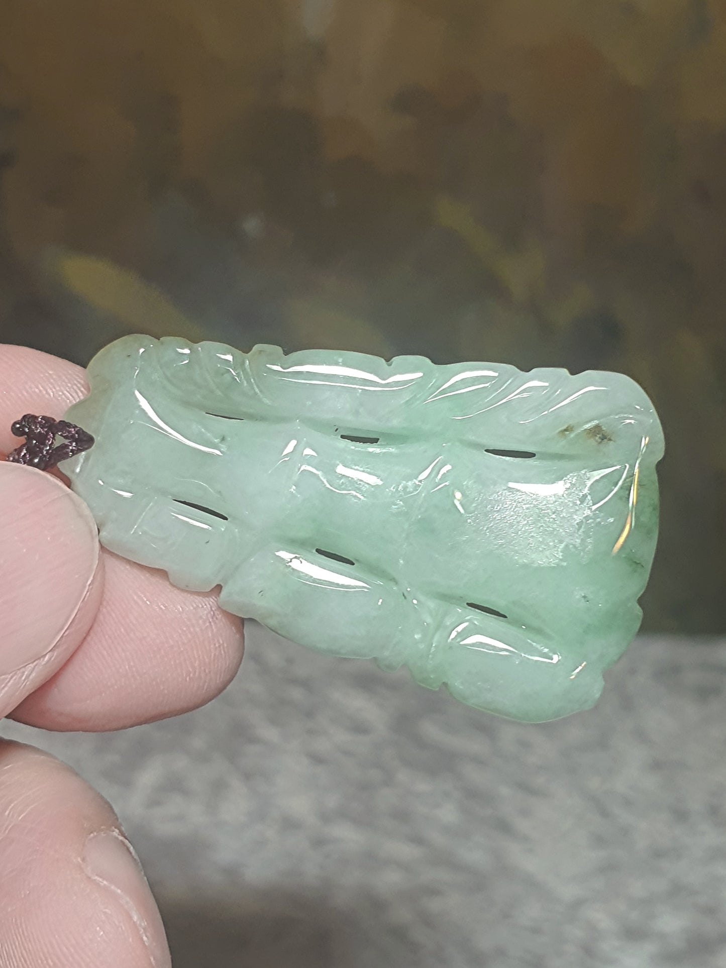 Type A Jadeite light green both sides carvings Bamboo Jade pendant (with certificate) 翡翠淡绿双面雕刻竹吊坠(带证书) 竹报平安 节节高升