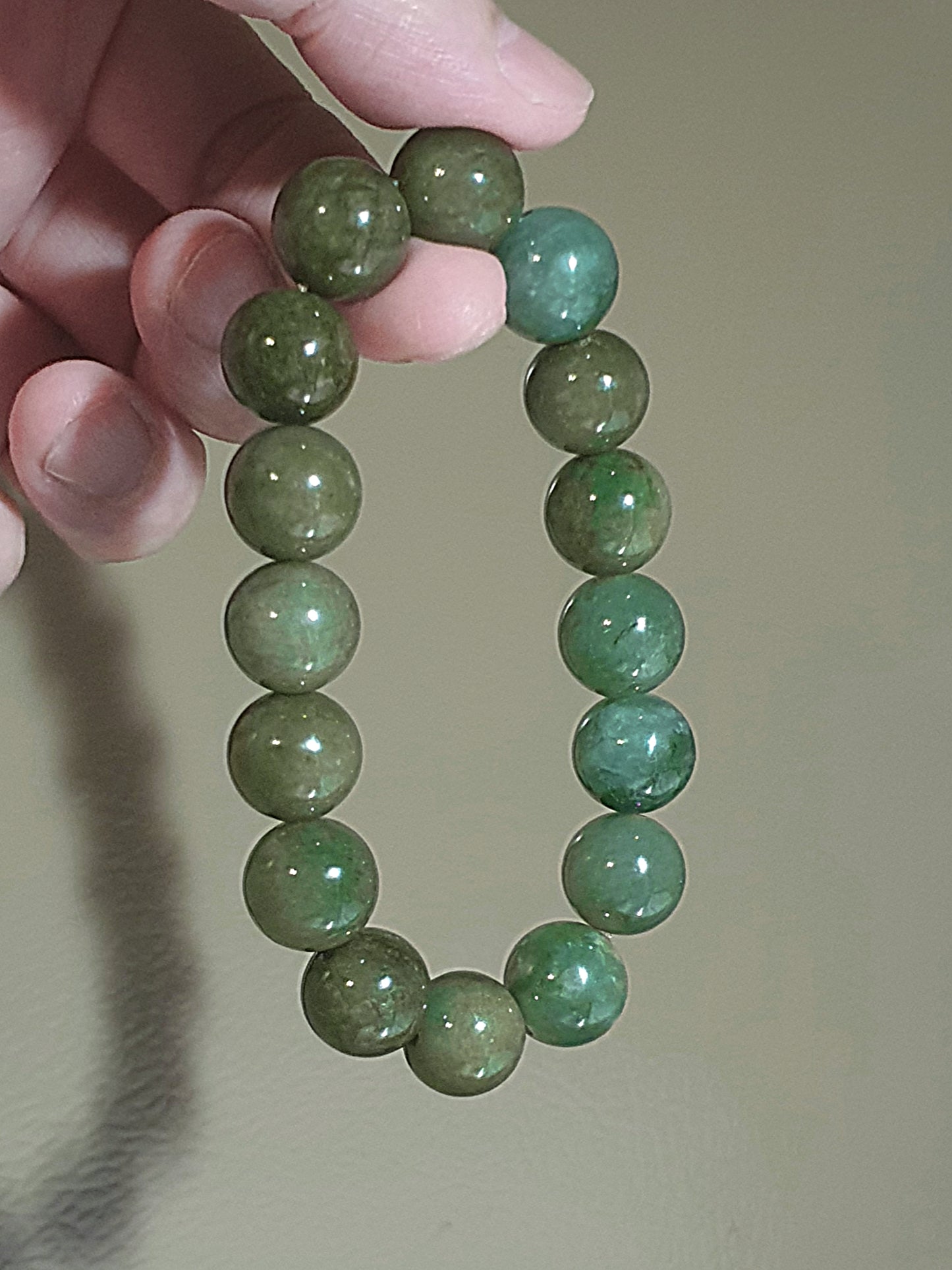 Premium 13.5mm Type A Yellow Jadeite light greenish bracelet 优质翡翠A货黃翡浅绿手链