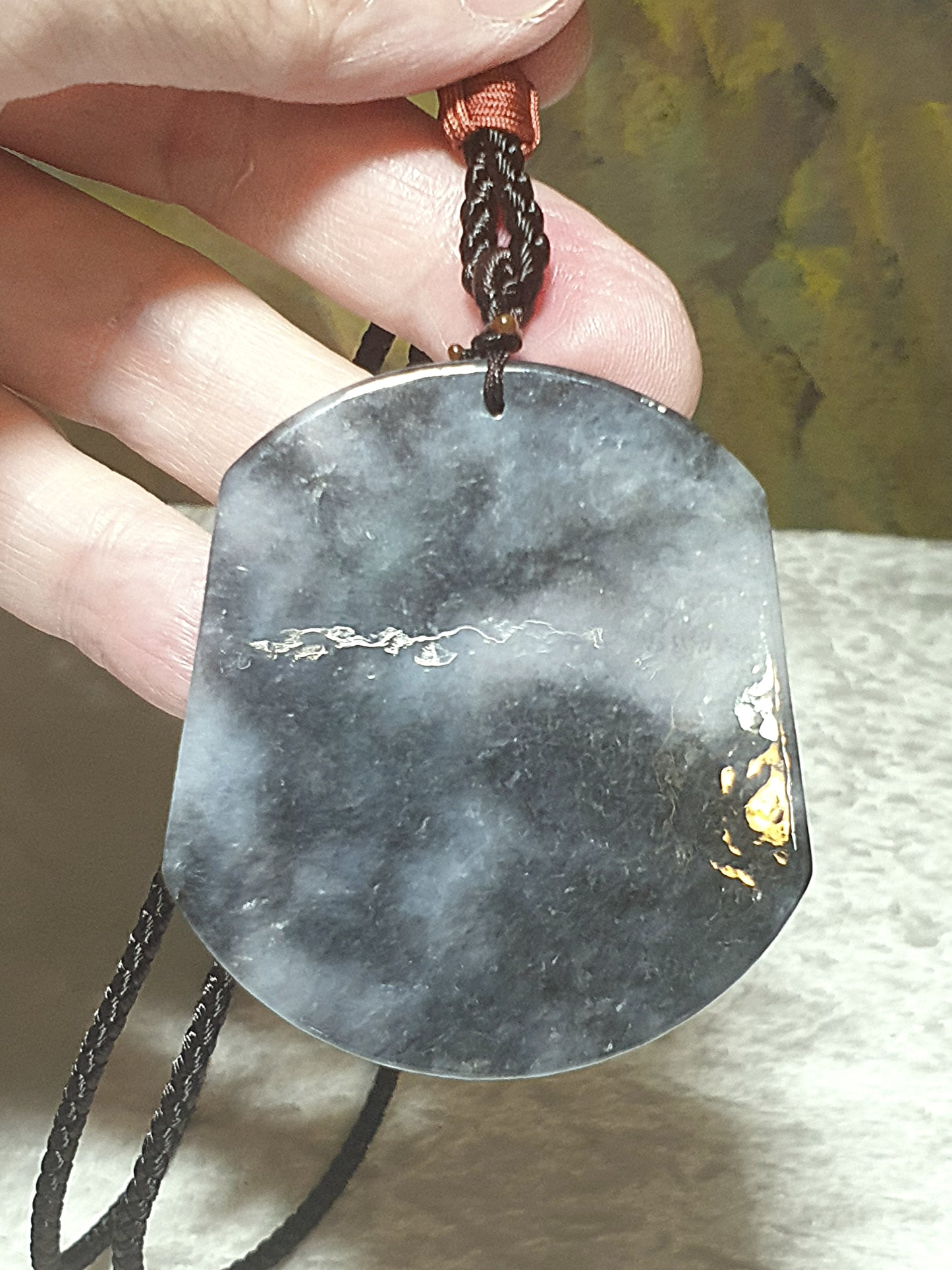Type A Jadeite "Black Fowl (black & white)" Flying Eagle Jade pendant (with certificate) 翡翠乌鸡种(黑白)飞鹰吊坠(带证书)