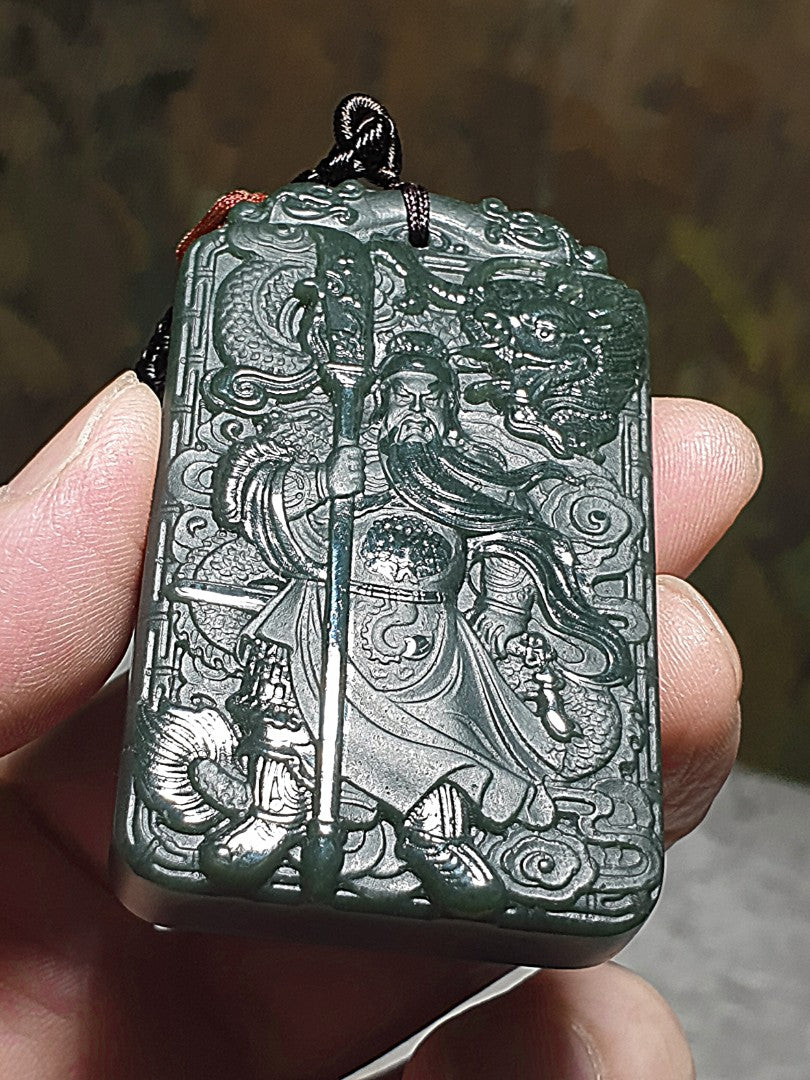 Premium natural deep greenish Nephrite double sides carvings Guan Gong, Dragon, Auspicious Clouds and in Ancient Chinese "Supremely Honourable & Righteous" pendant/handheld (with certificate) 和田玉塔青深绿双面雕刻关公、龙、祥云吊坠/手把(带证书) ~~~ 义薄云天 保家卫国