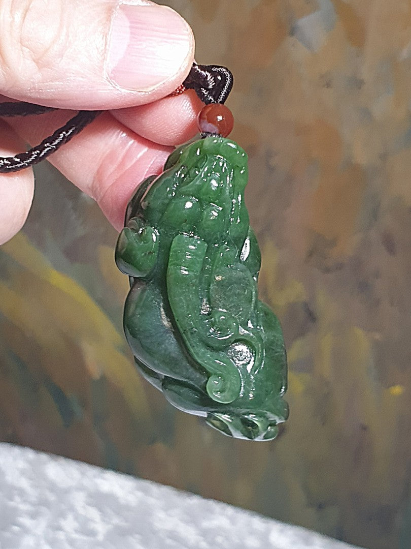 Natural Nephrite strong spinach green with yellow hue hand carved 3-dimensional Pi Xiu Jade pendant/handheld(with certificate) 和田玉碧玉乌兰海黄调菠菜绿纯手工雕刻立体貔貅吊坠/手把(附证书)