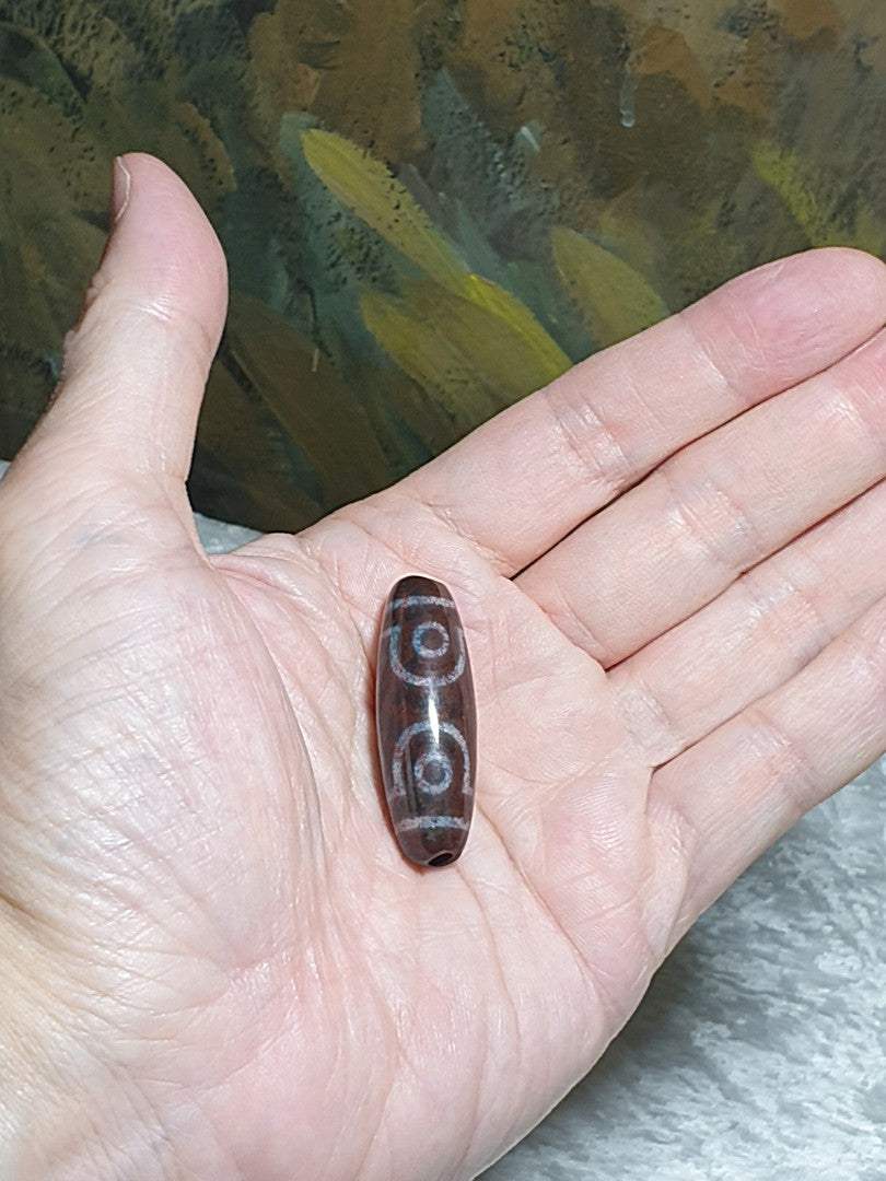 38.8mm aged Tibetan Xang Xung (Zhang Zhung) 7-Eye Purest Dzi with fine granular red spots (with certificate, free necklace cord) 38.8毫米西藏老矿象雄满朱砂至纯七眼天珠(带证书 送项链绳)