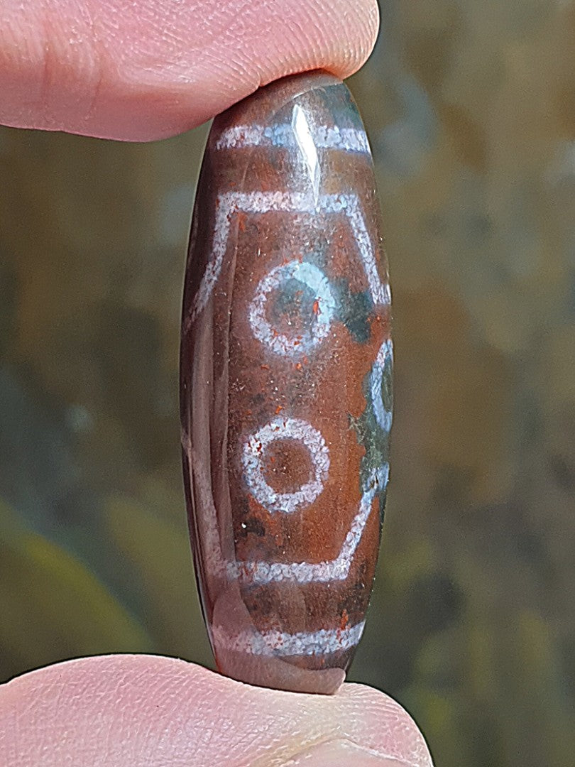38.8mm aged Tibetan Xang Xung (Zhang Zhung) 7-Eye Purest Dzi with fine granular red spots (with certificate, free necklace cord) 38.8毫米西藏老矿象雄满朱砂至纯七眼天珠(带证书 送项链绳)