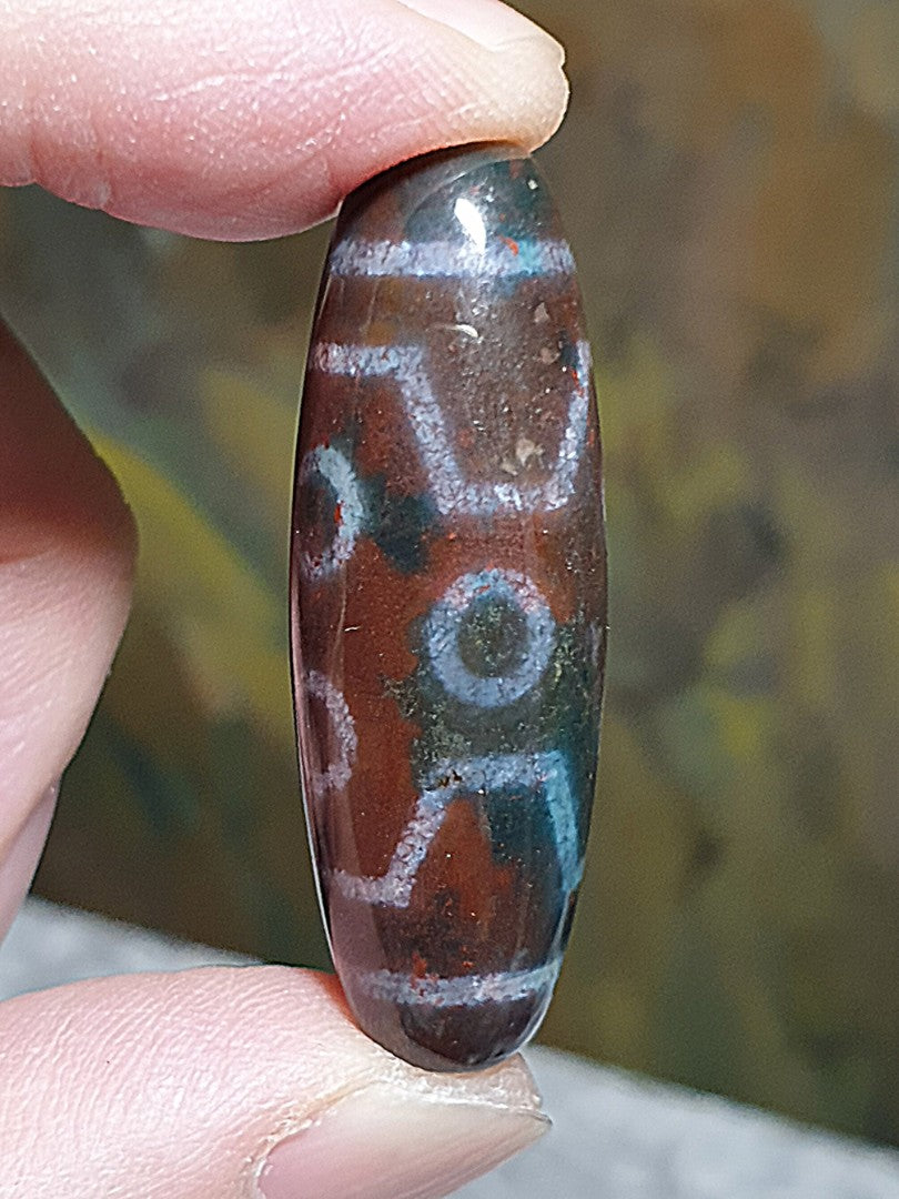 38.8mm aged Tibetan Xang Xung (Zhang Zhung) 7-Eye Purest Dzi with fine granular red spots (with certificate, free necklace cord) 38.8毫米西藏老矿象雄满朱砂至纯七眼天珠(带证书 送项链绳)